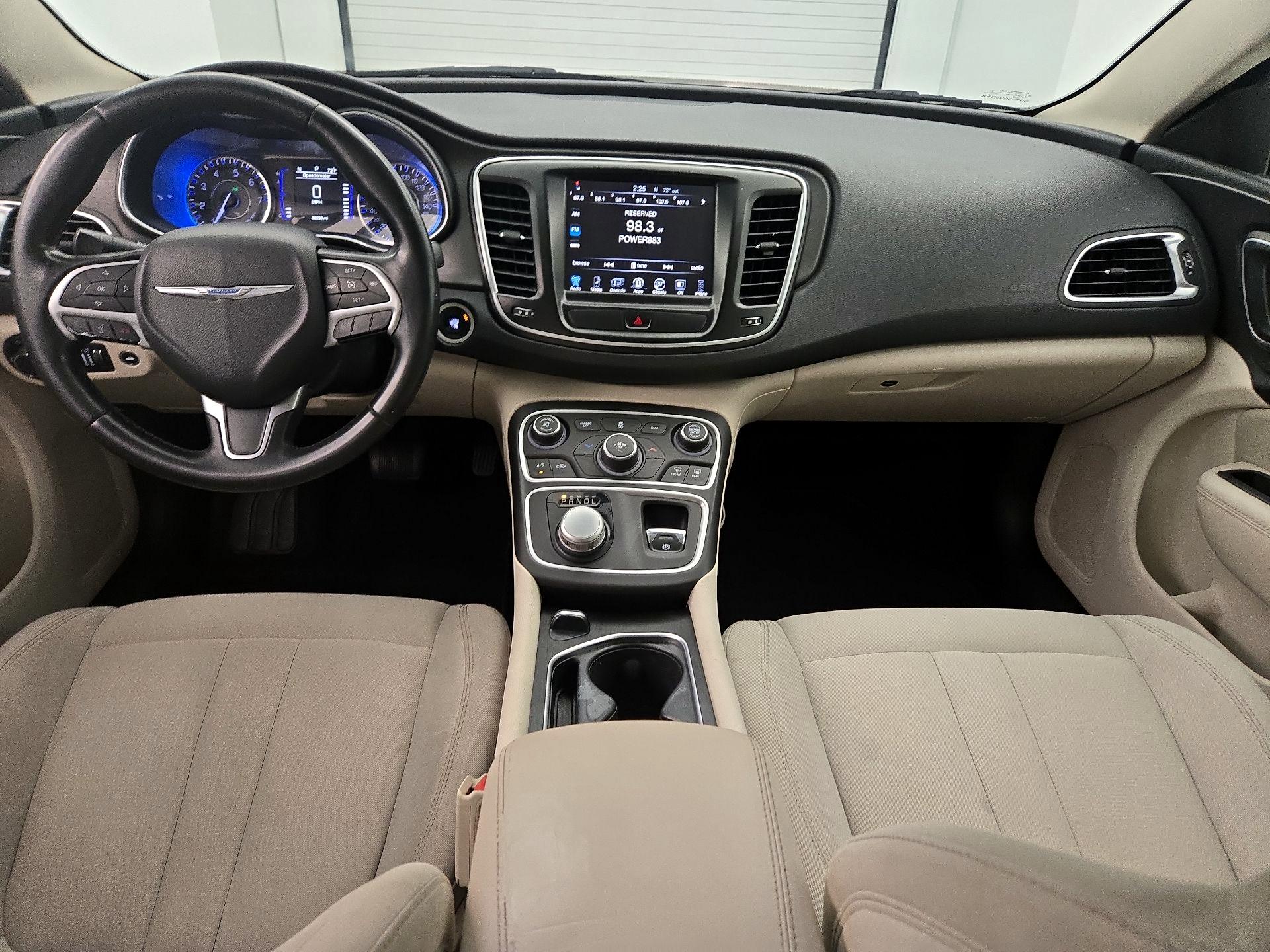 Thumbnail: 2015 Chrysler 200 - 9