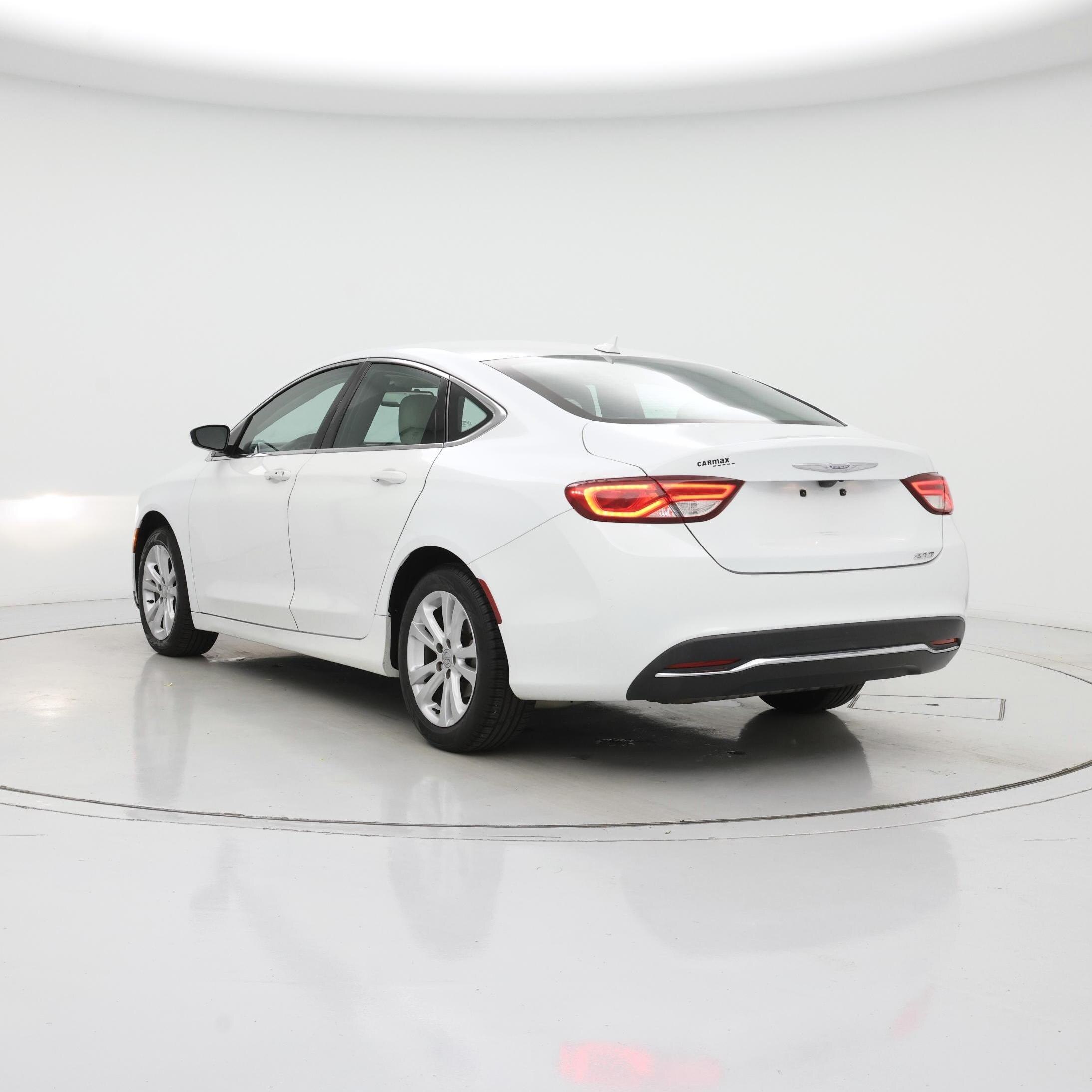 Thumbnail: 2015 Chrysler 200 - 2
