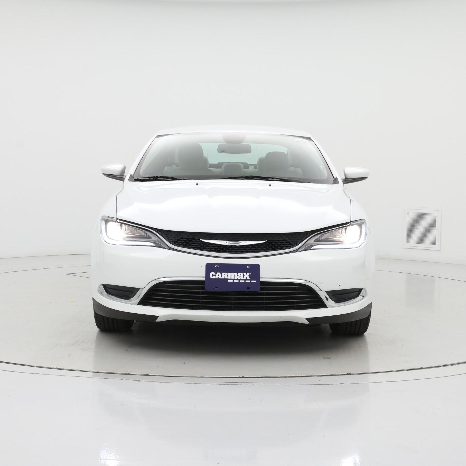 Thumbnail: 2015 Chrysler 200 - 5