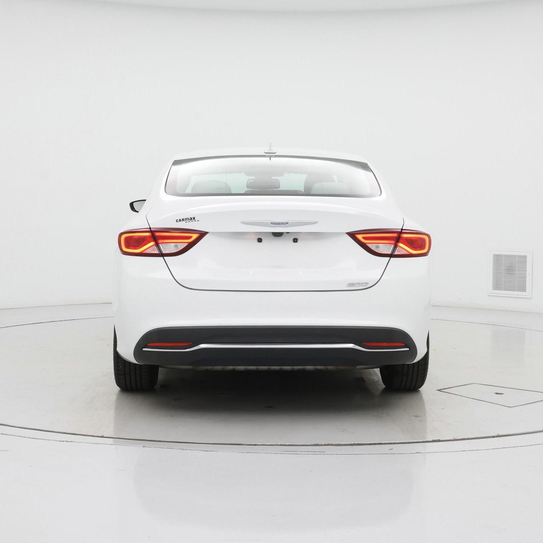 Thumbnail: 2015 Chrysler 200 - 6