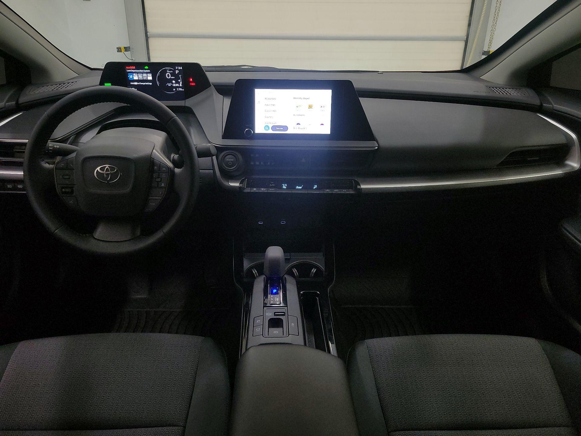 Thumbnail: 2025 Toyota Prius - 9