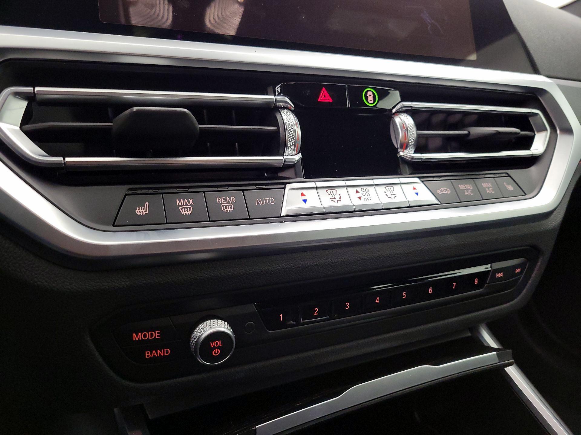 Thumbnail: 2022 BMW 4 Series - 17