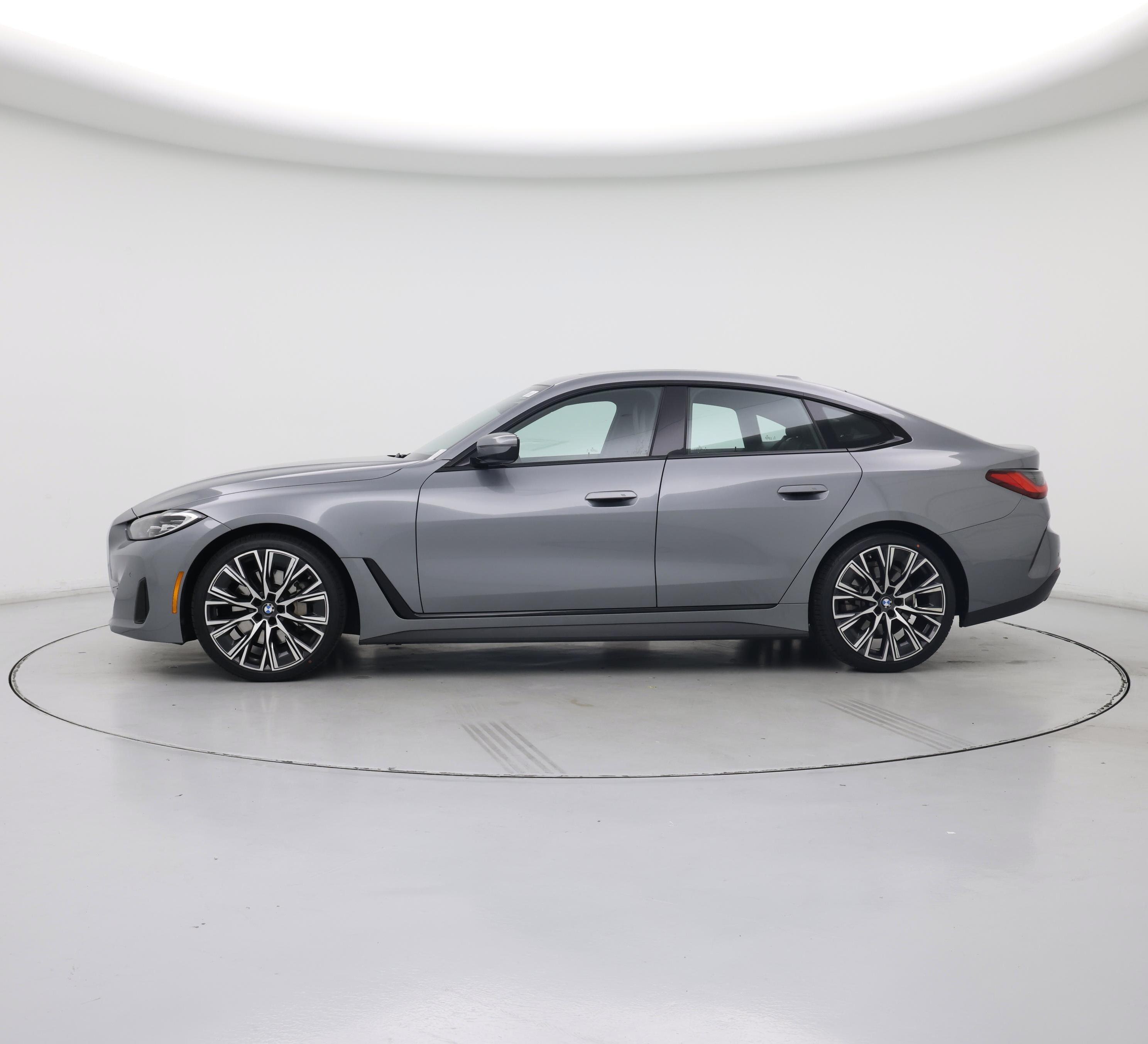 Thumbnail: 2022 BMW 4 Series - 3