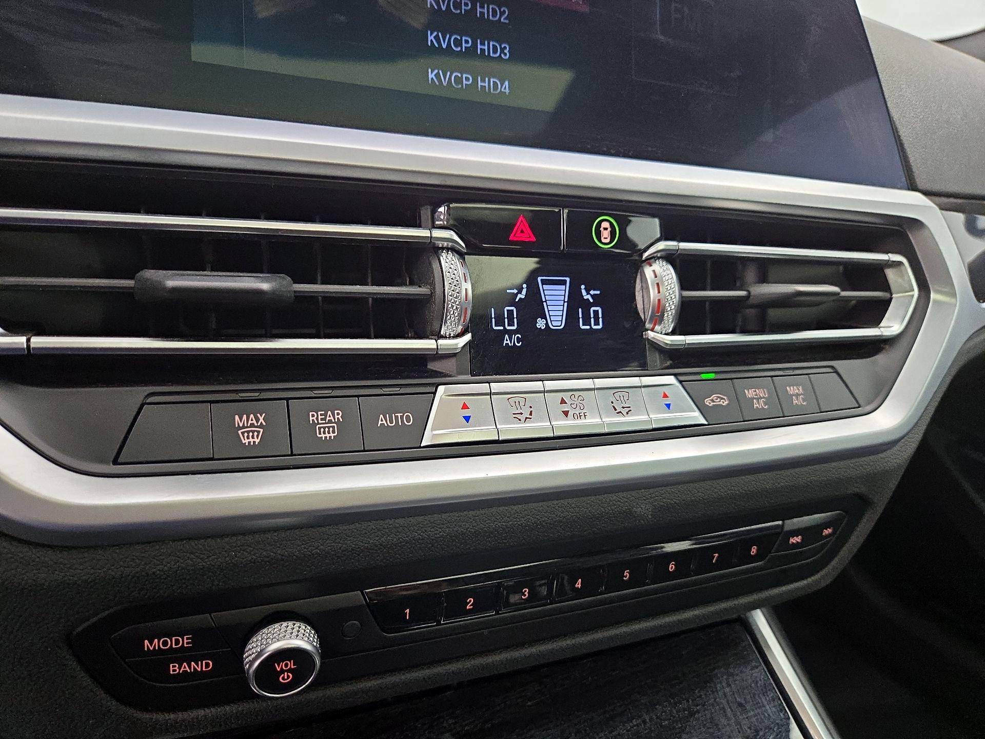 Thumbnail: 2019 BMW 3 Series - 16