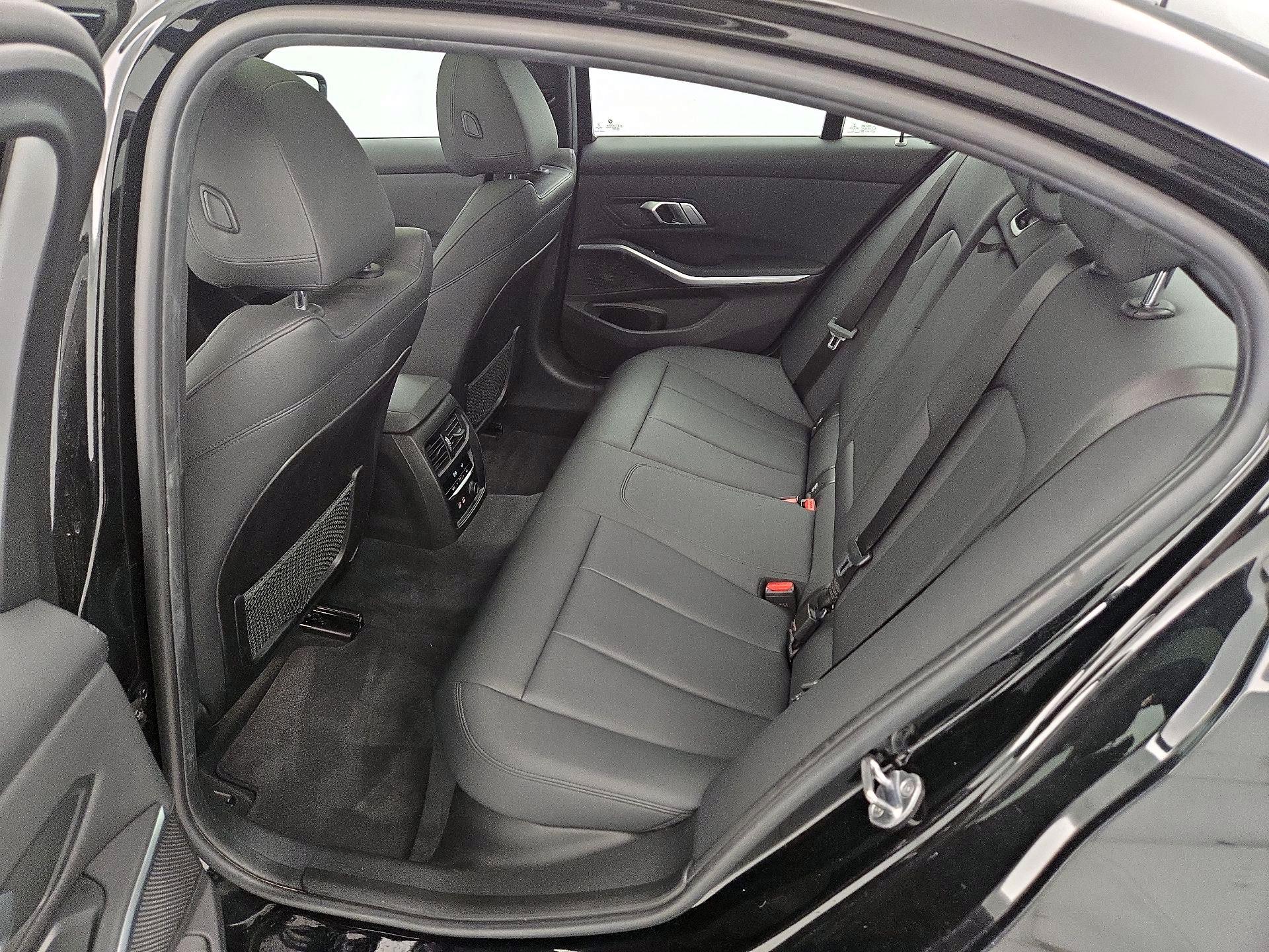 Thumbnail: 2019 BMW 3 Series - 20