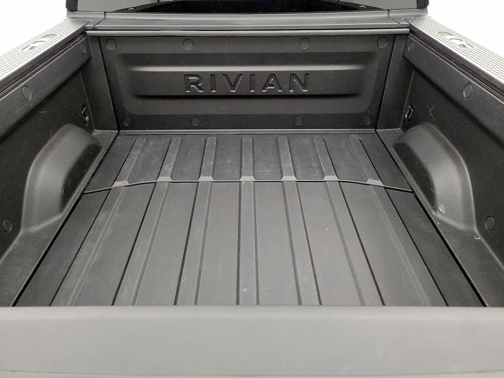 Thumbnail: 2022 Rivian R1T - 20