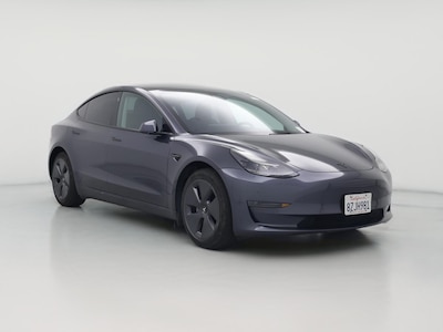 Gray 2022 Tesla Model 3