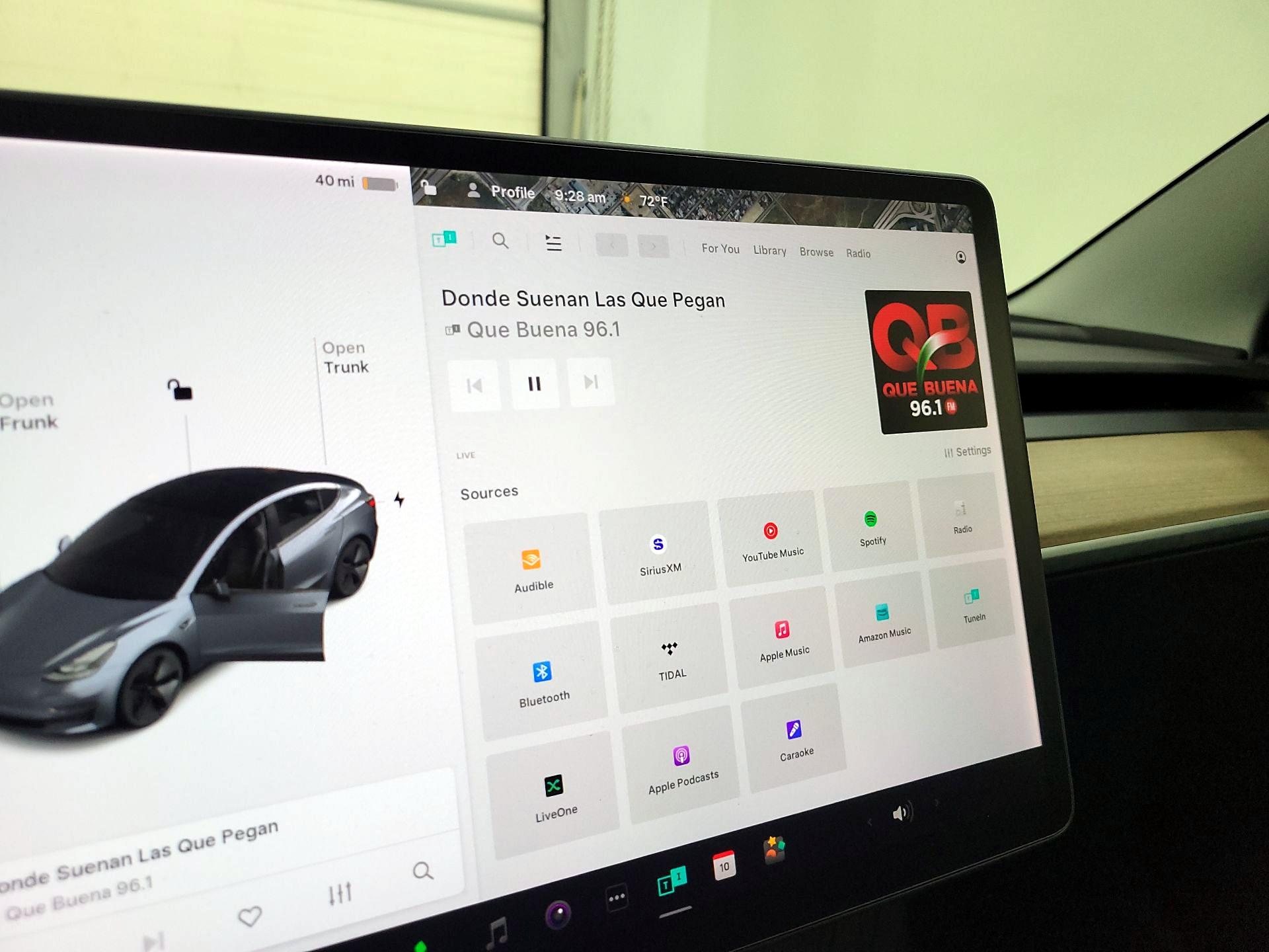 Thumbnail: 2022 Tesla Model 3 - 15