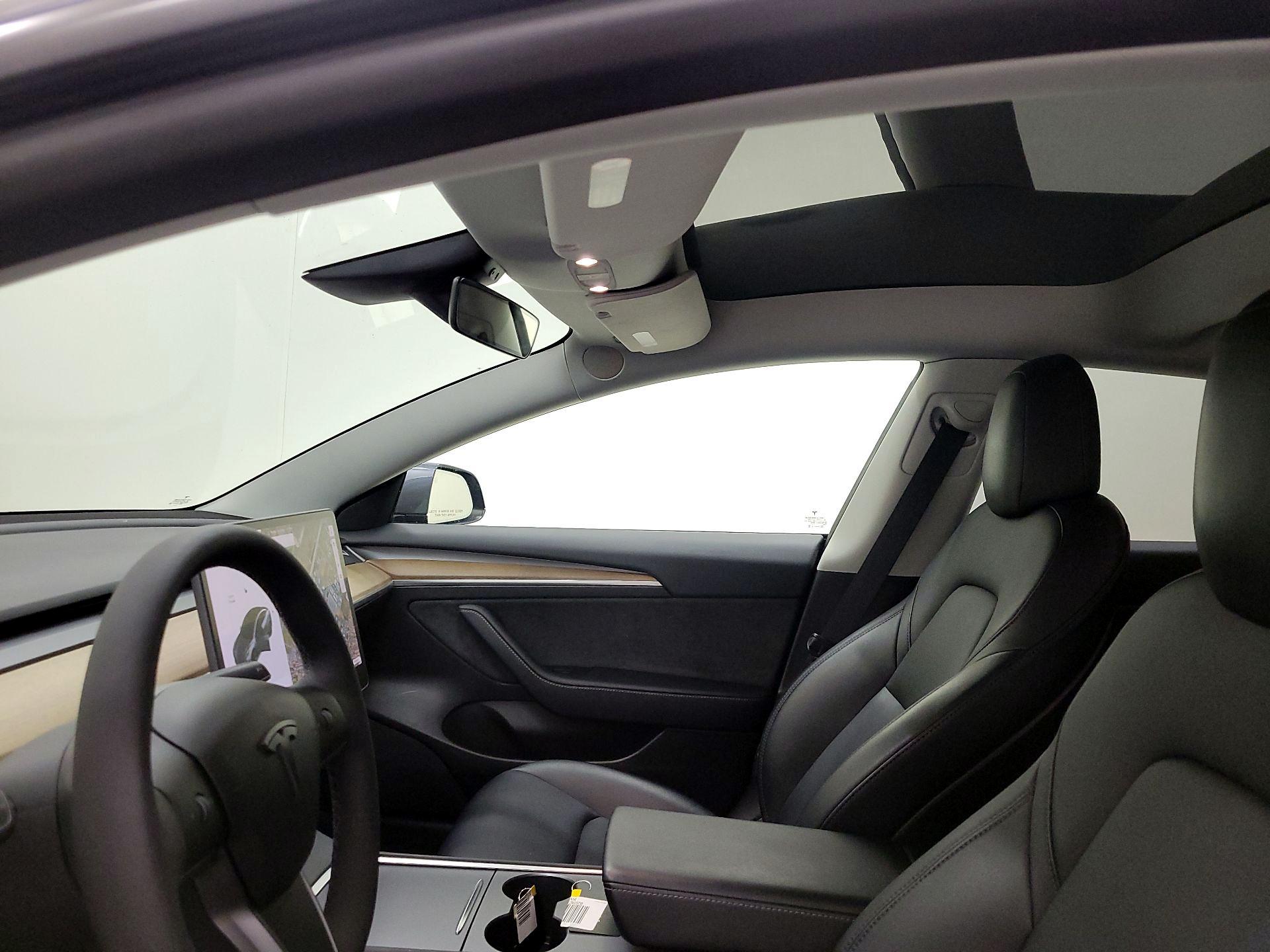 Thumbnail: 2022 Tesla Model 3 - 19