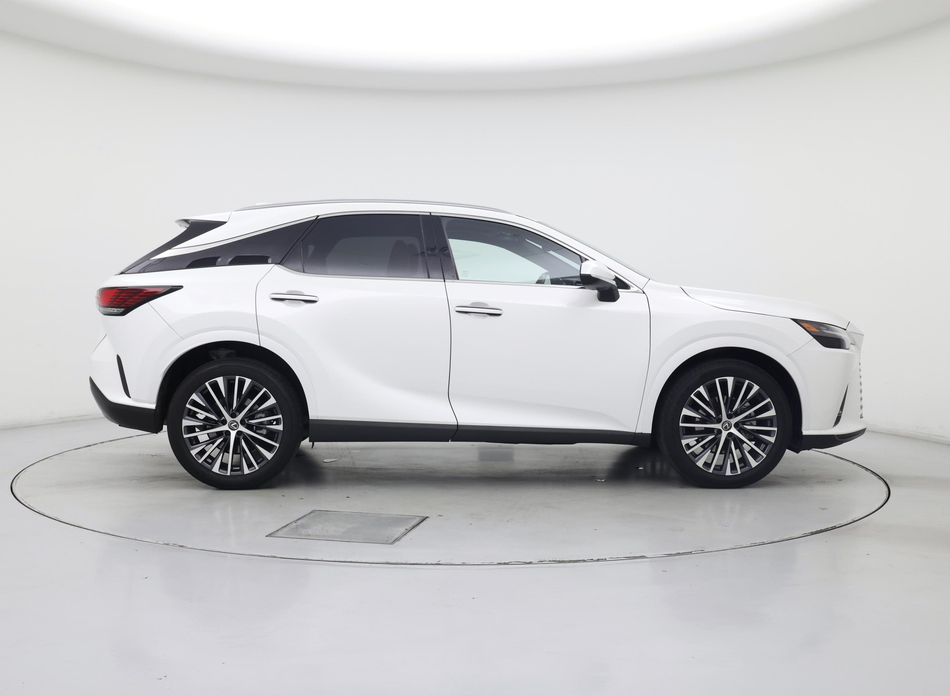 Thumbnail: 2023 Lexus RX - 7
