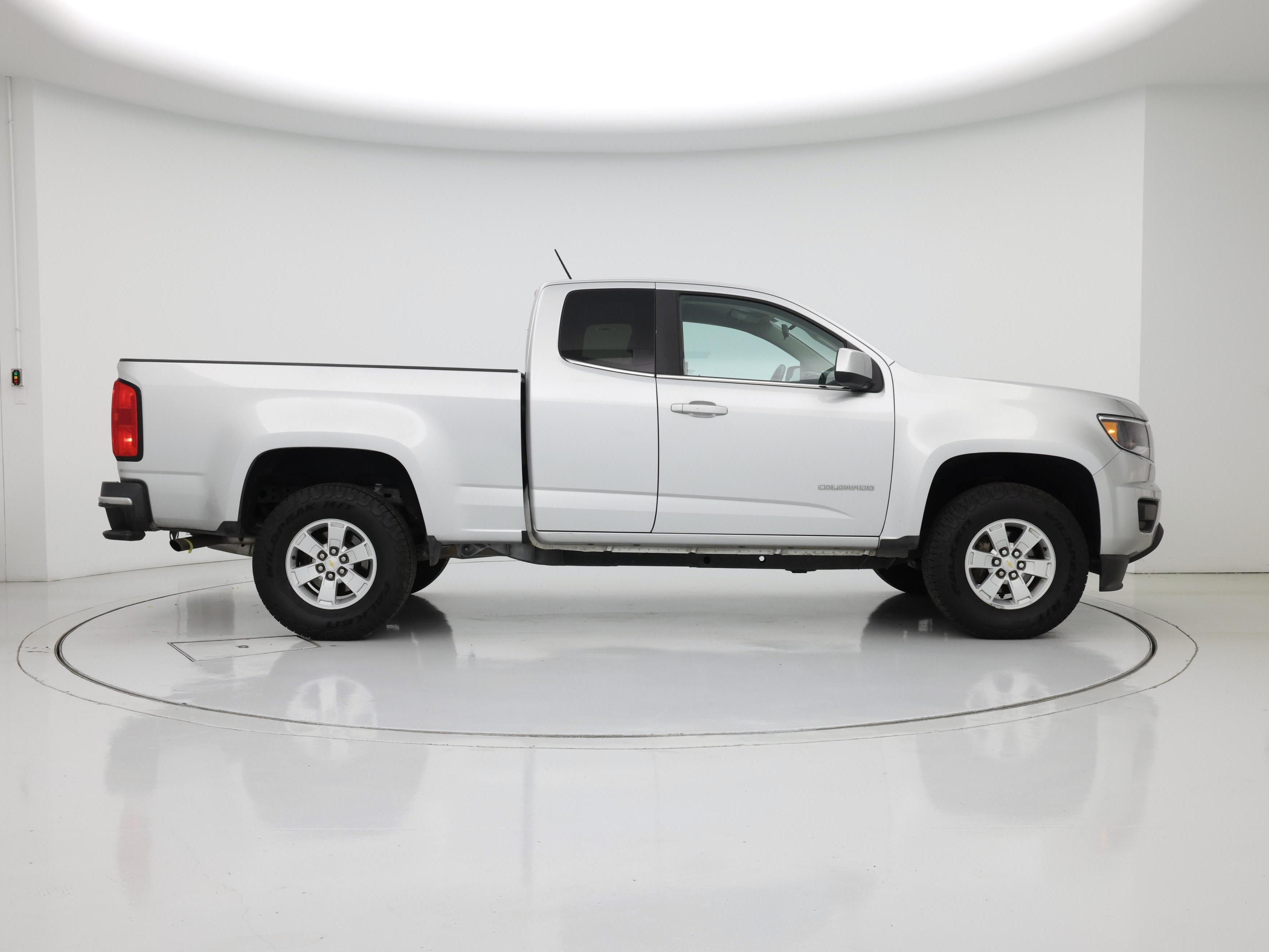 Thumbnail: 2017 Chevrolet Colorado - 7