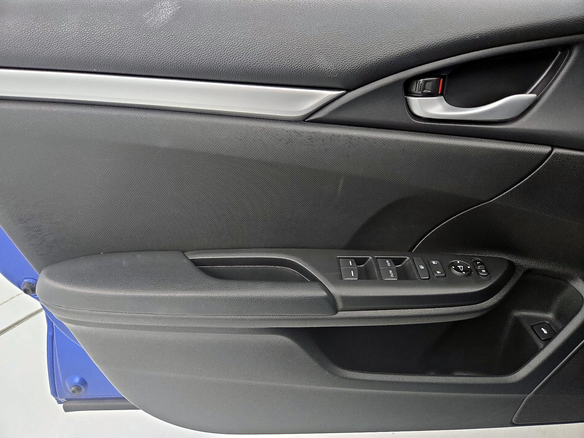 Thumbnail: 2019 Honda Civic - 12