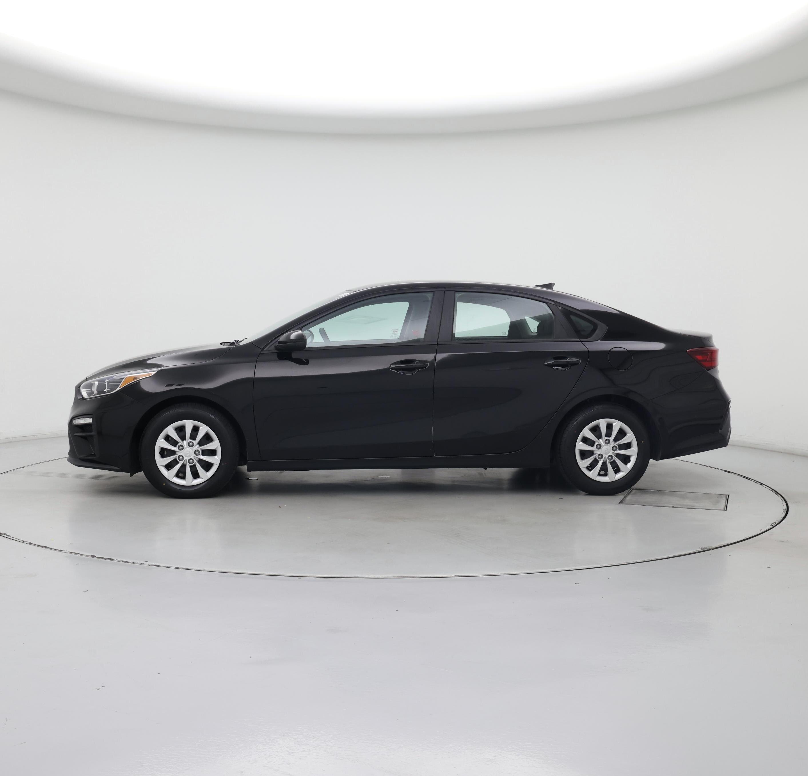 Thumbnail: 2020 Kia Forte - 3
