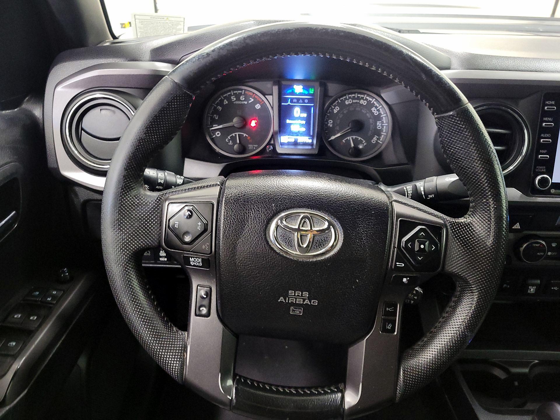 Thumbnail: 2022 Toyota Tacoma - 10