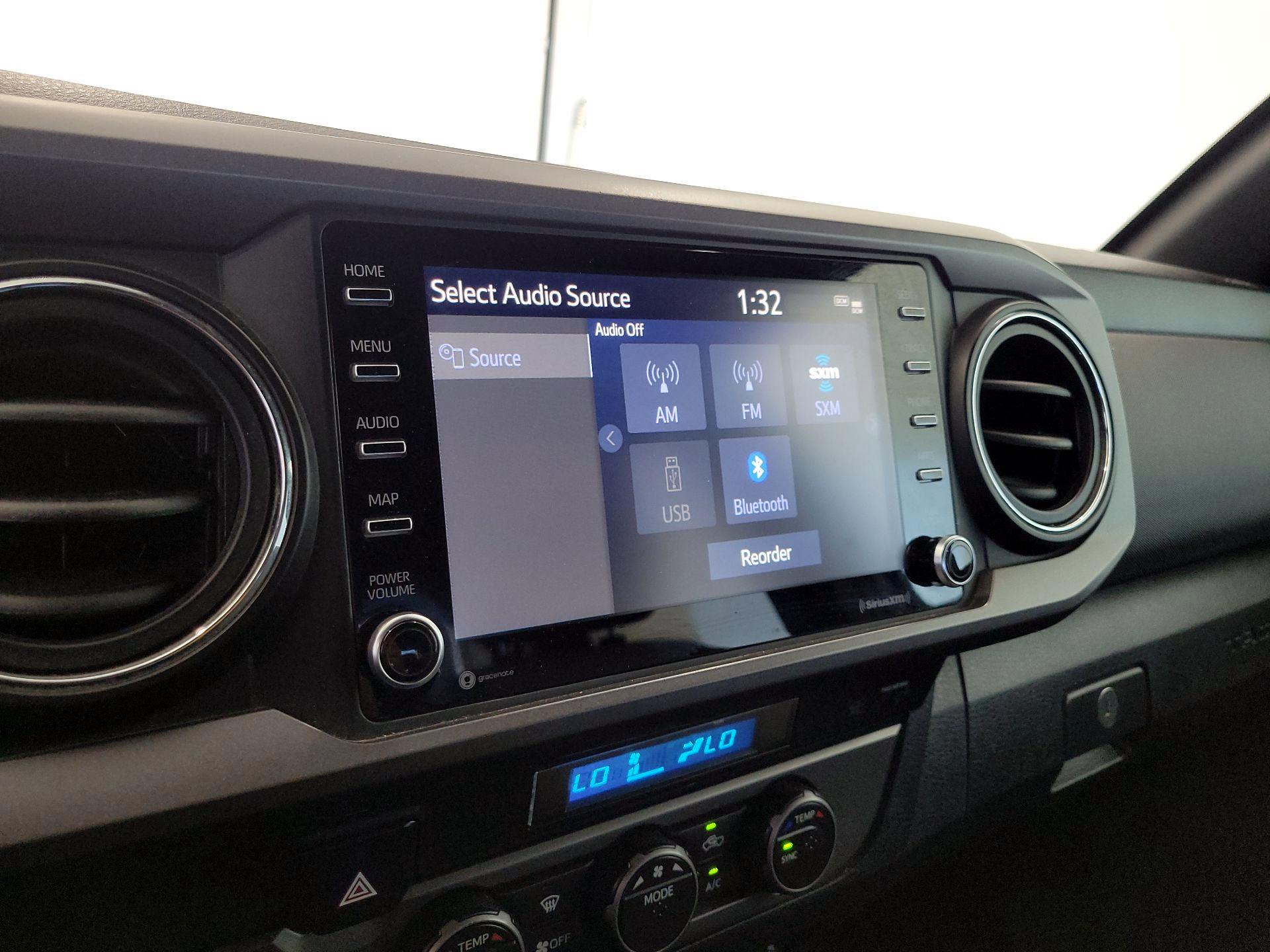 Thumbnail: 2022 Toyota Tacoma - 15