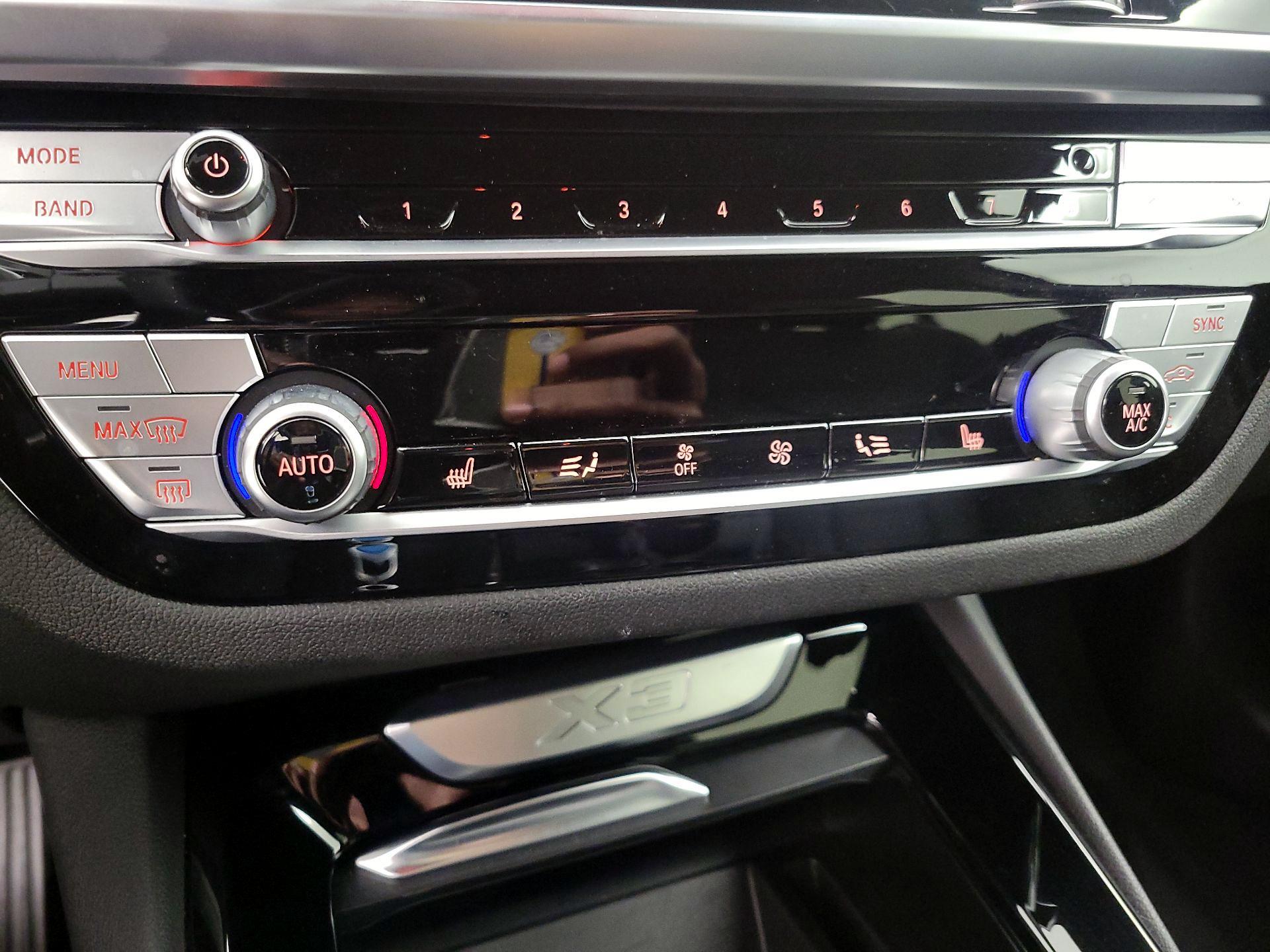 Thumbnail: 2020 BMW X3 - 17