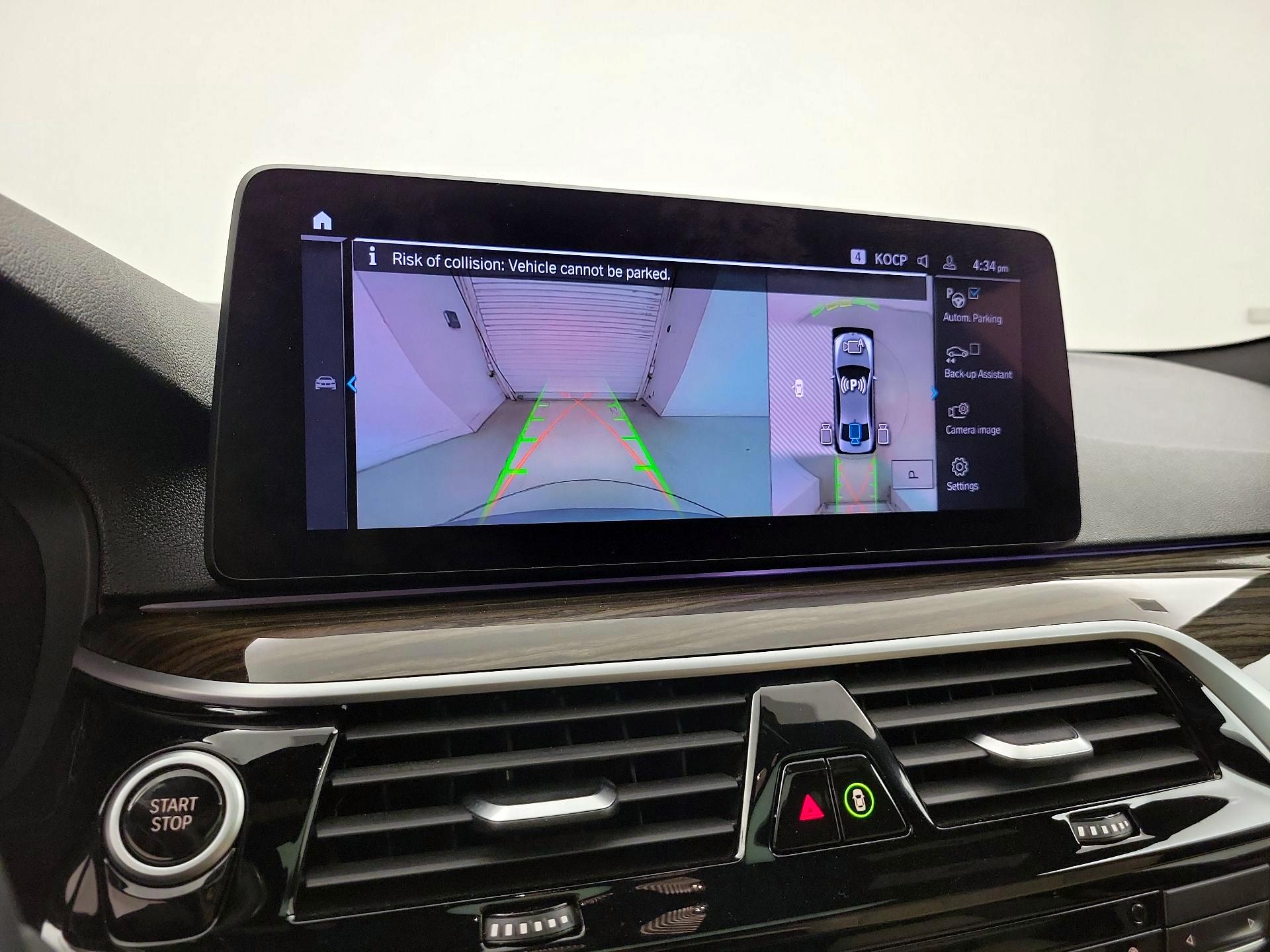 Thumbnail: 2021 BMW 5 Series - 15