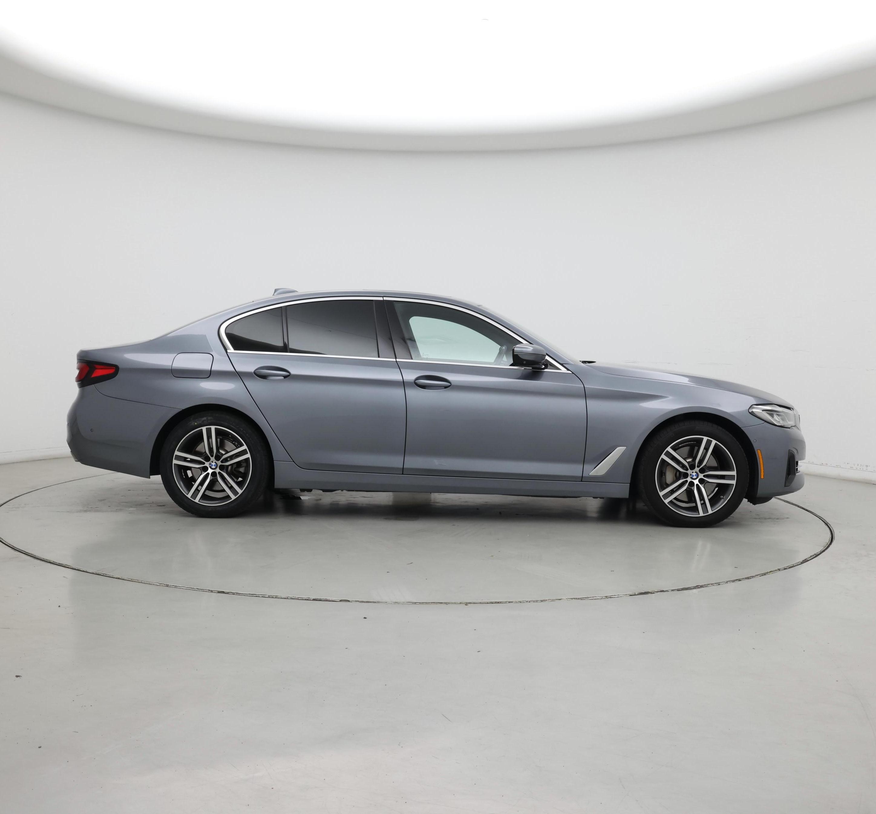 Thumbnail: 2021 BMW 5 Series - 7