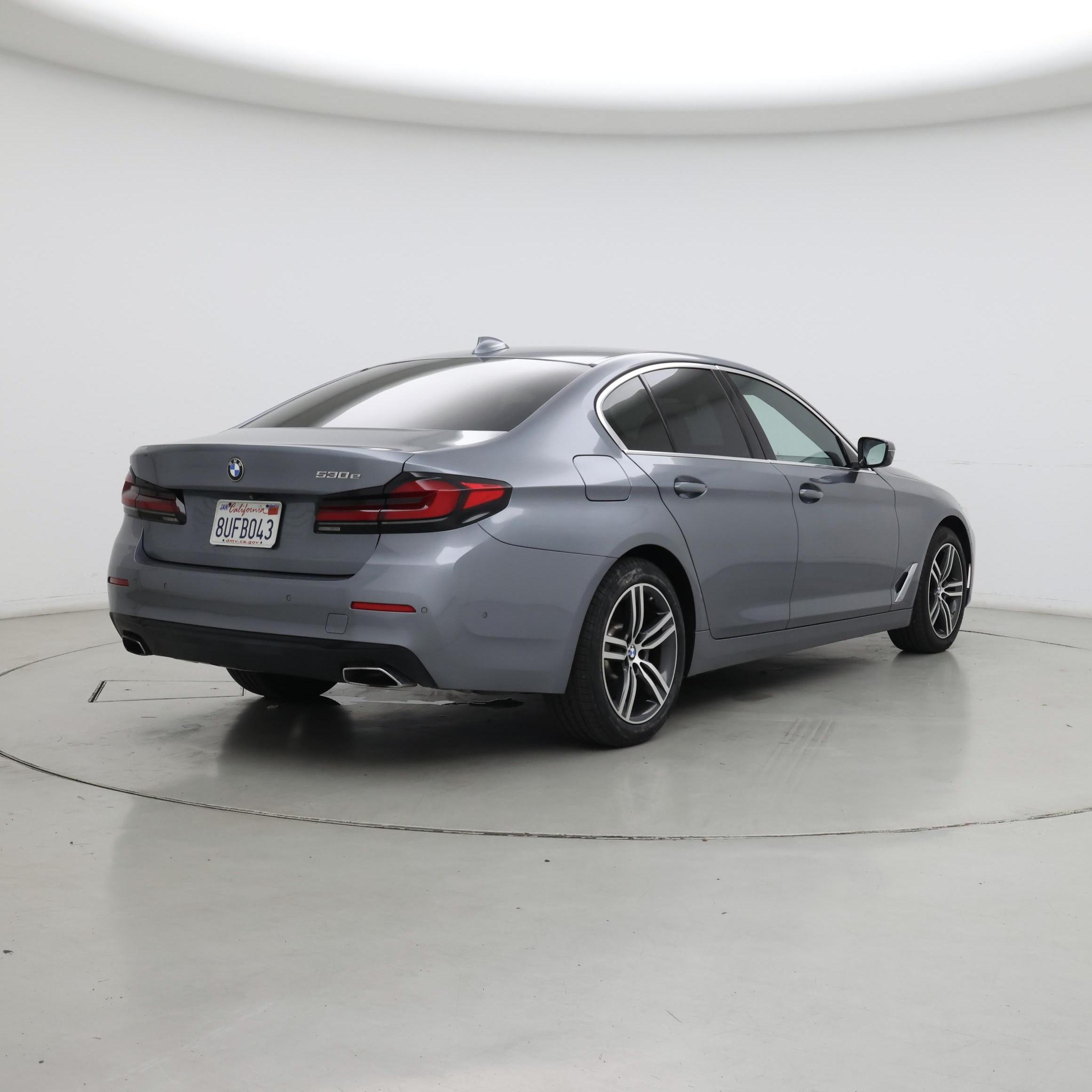 Thumbnail: 2021 BMW 5 Series - 8