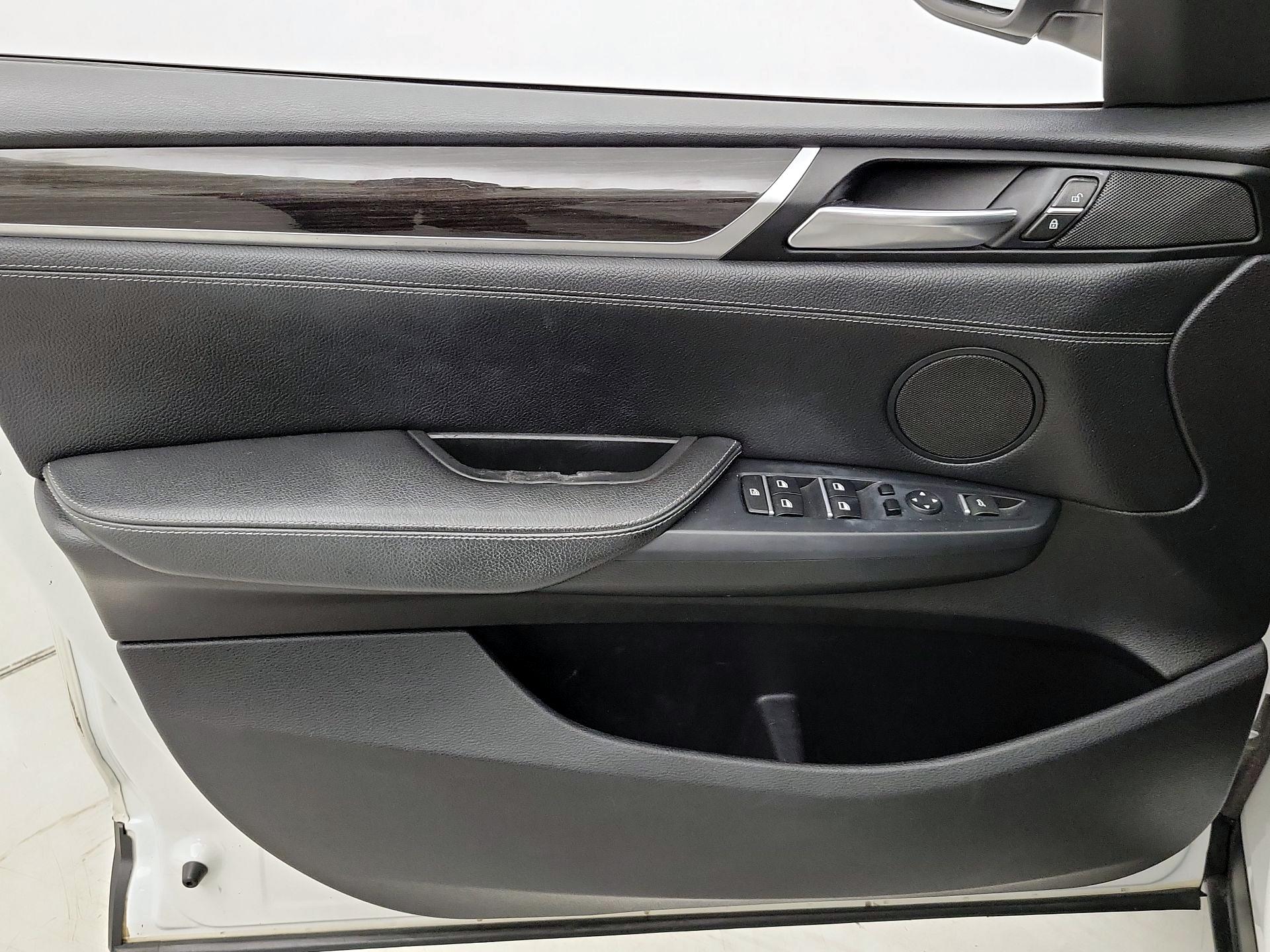Thumbnail: 2015 BMW X3 - 12