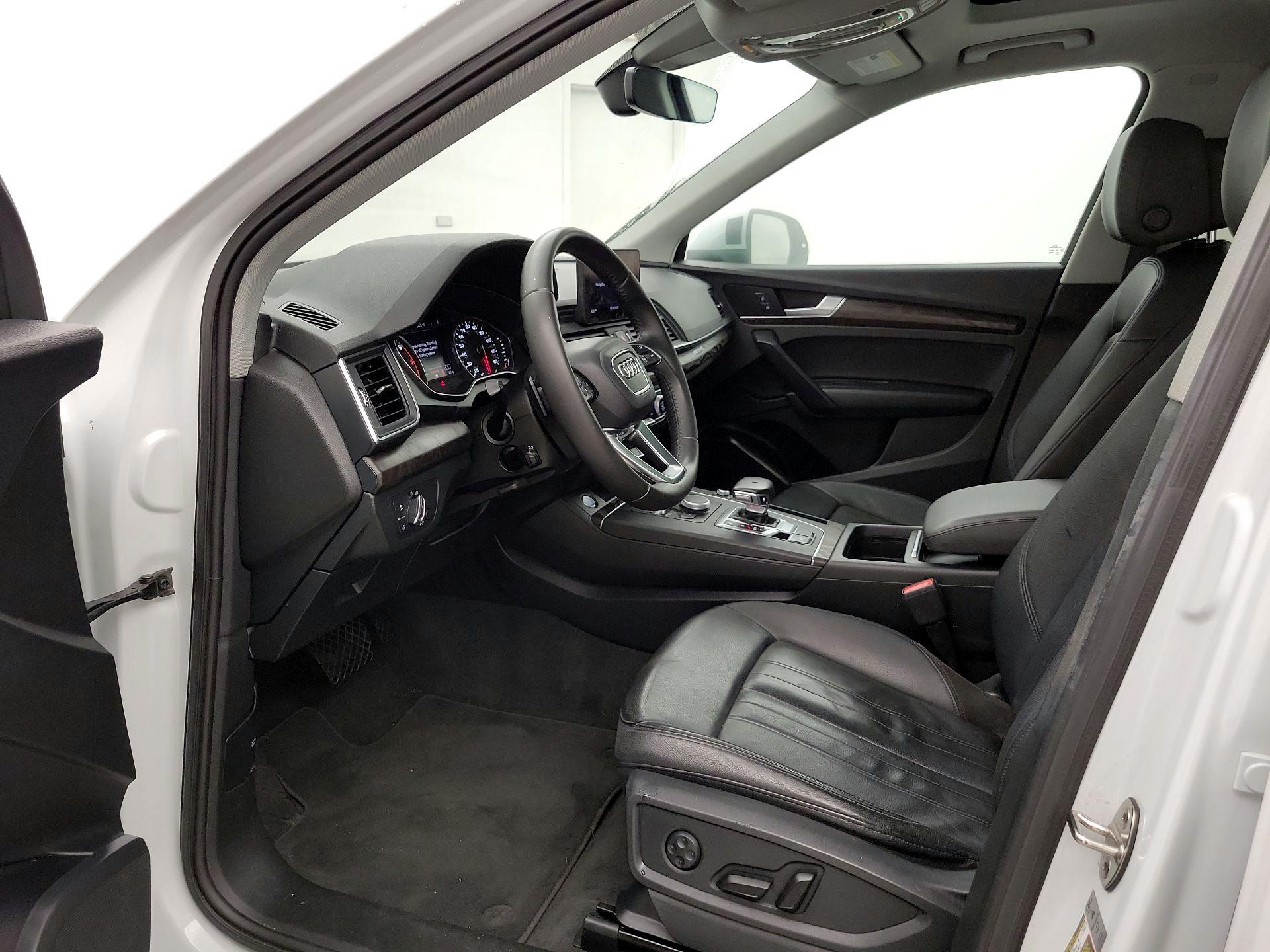 Thumbnail: 2019 Audi Q5 - 11