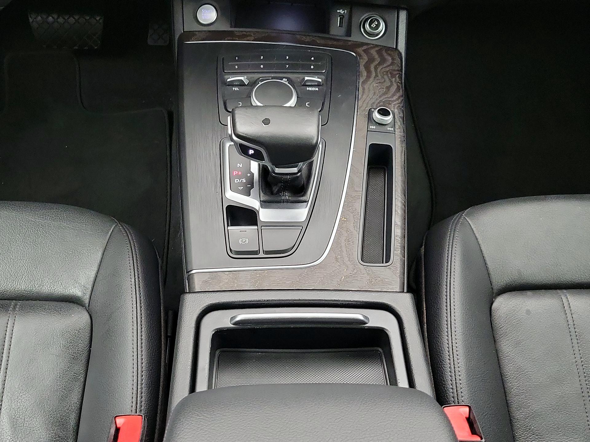 Thumbnail: 2019 Audi Q5 - 17