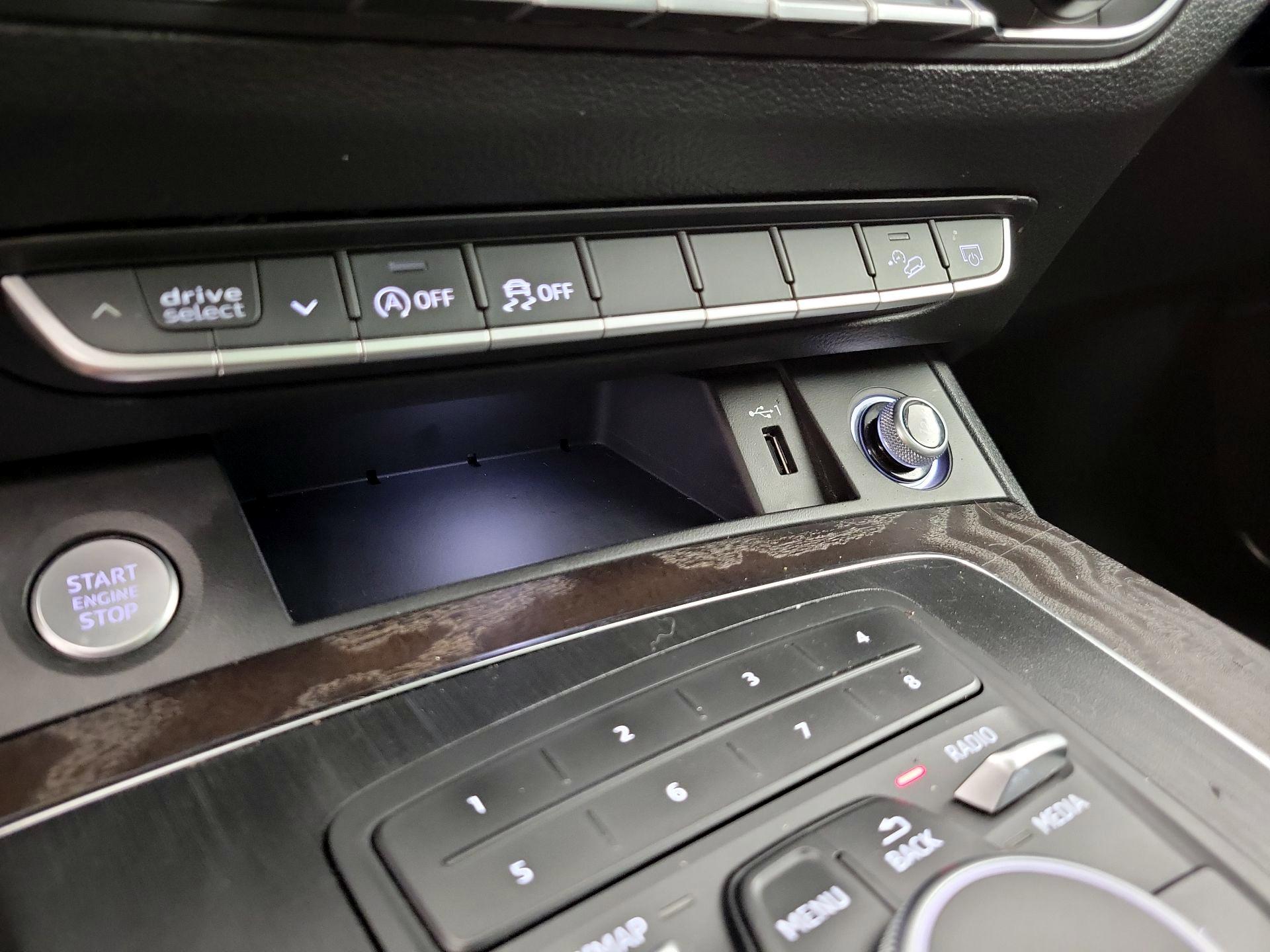 Thumbnail: 2019 Audi Q5 - 18