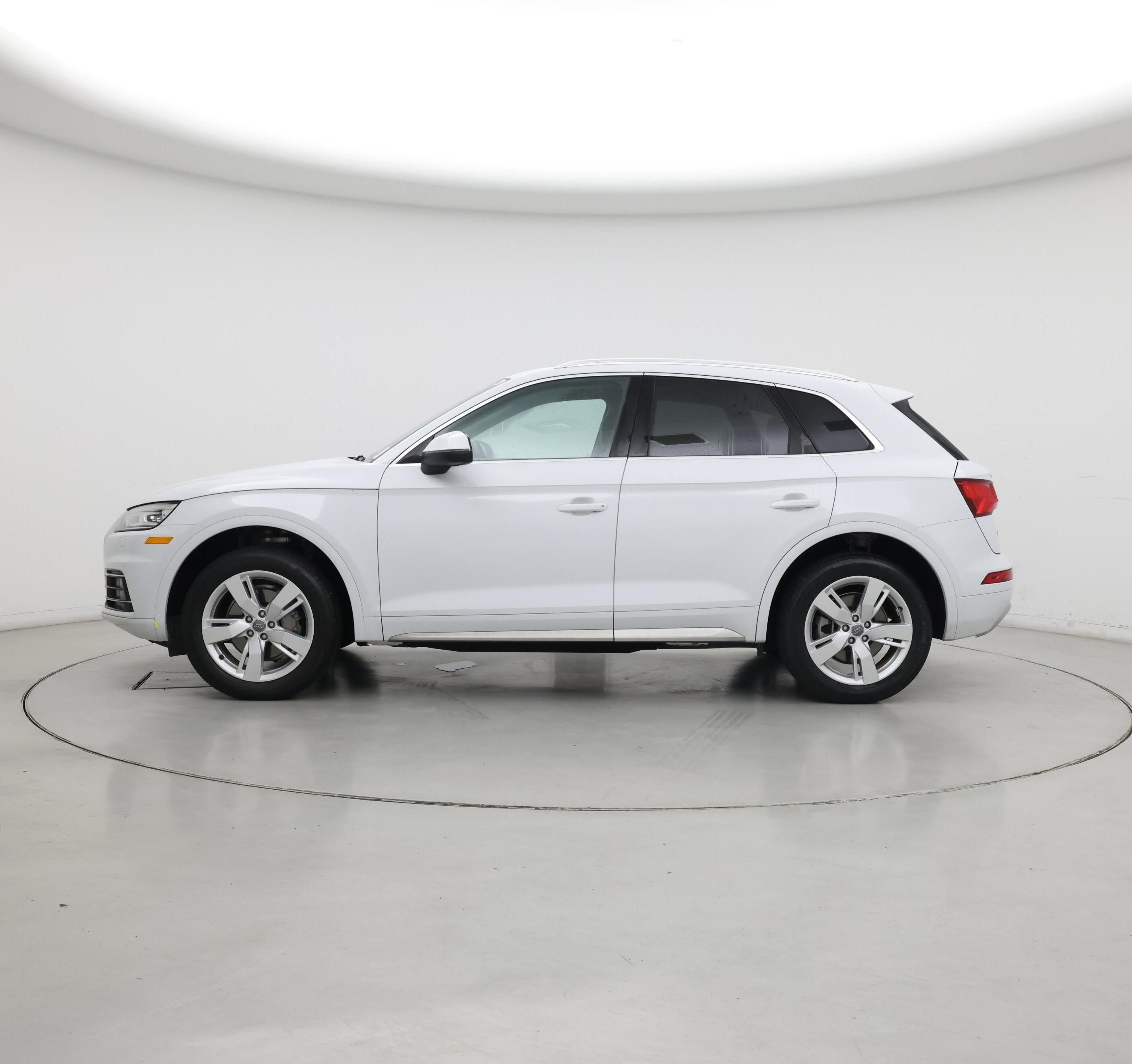 Thumbnail: 2019 Audi Q5 - 3