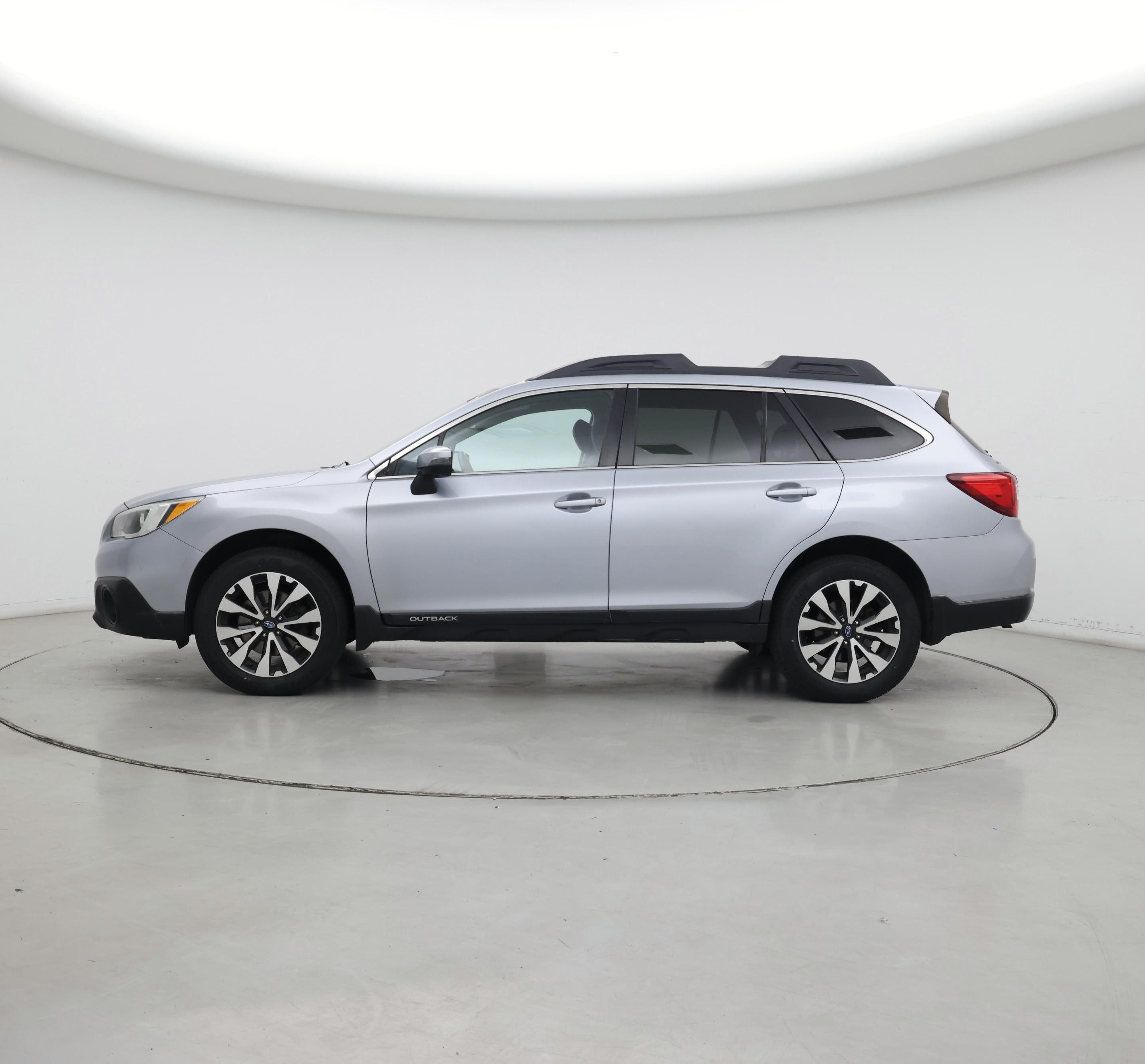 Thumbnail: 2017 Subaru Outback - 3