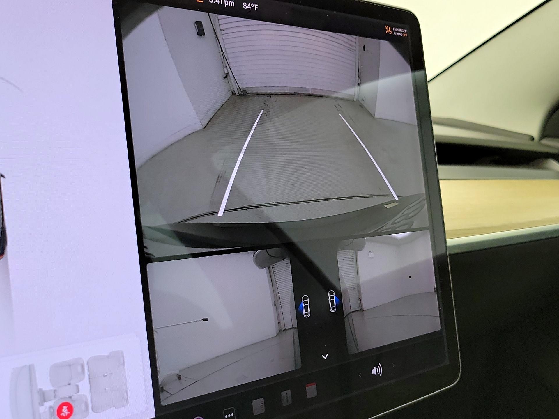 Thumbnail: 2019 Tesla Model 3 - 14
