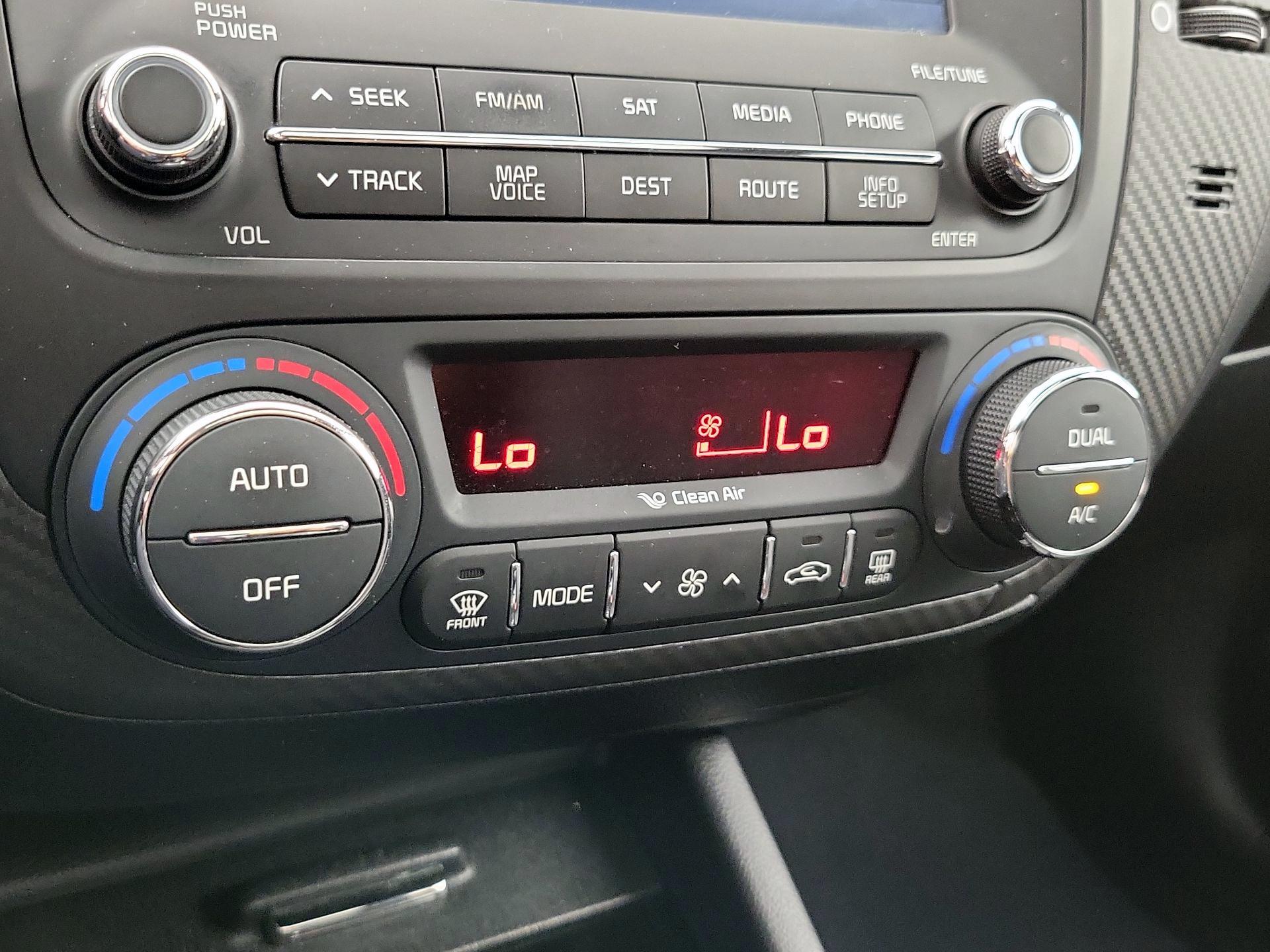 Thumbnail: 2015 Kia Forte - 17