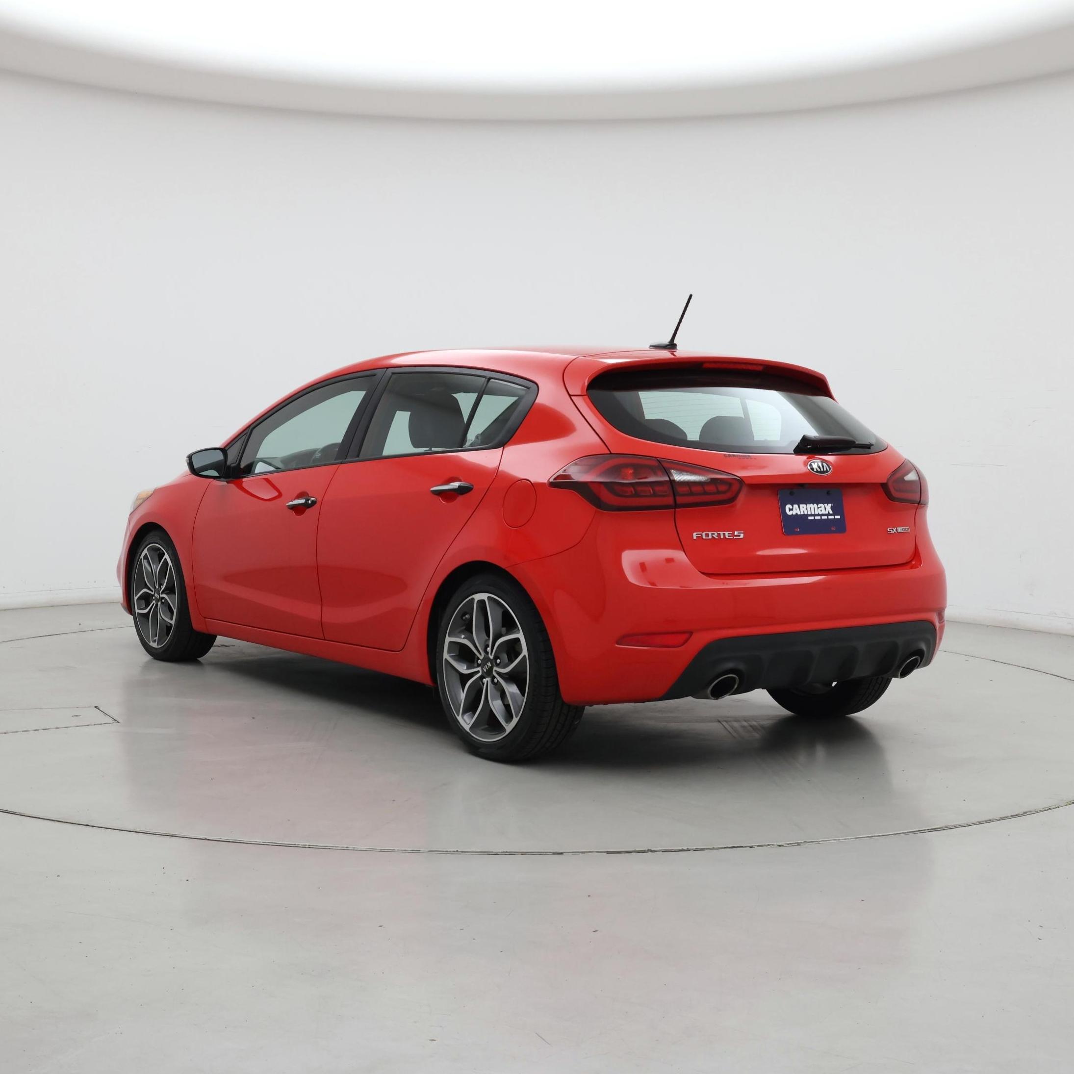 Thumbnail: 2015 Kia Forte - 2