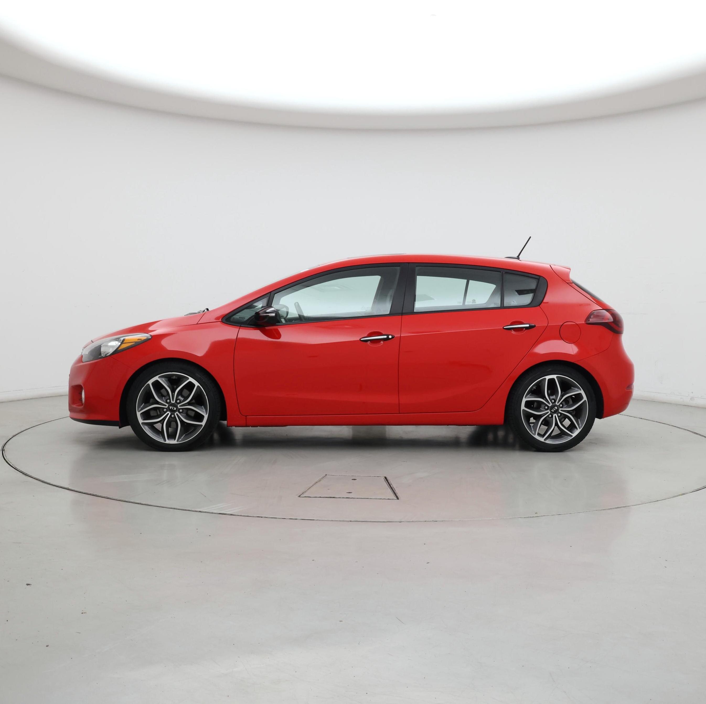 Thumbnail: 2015 Kia Forte - 3