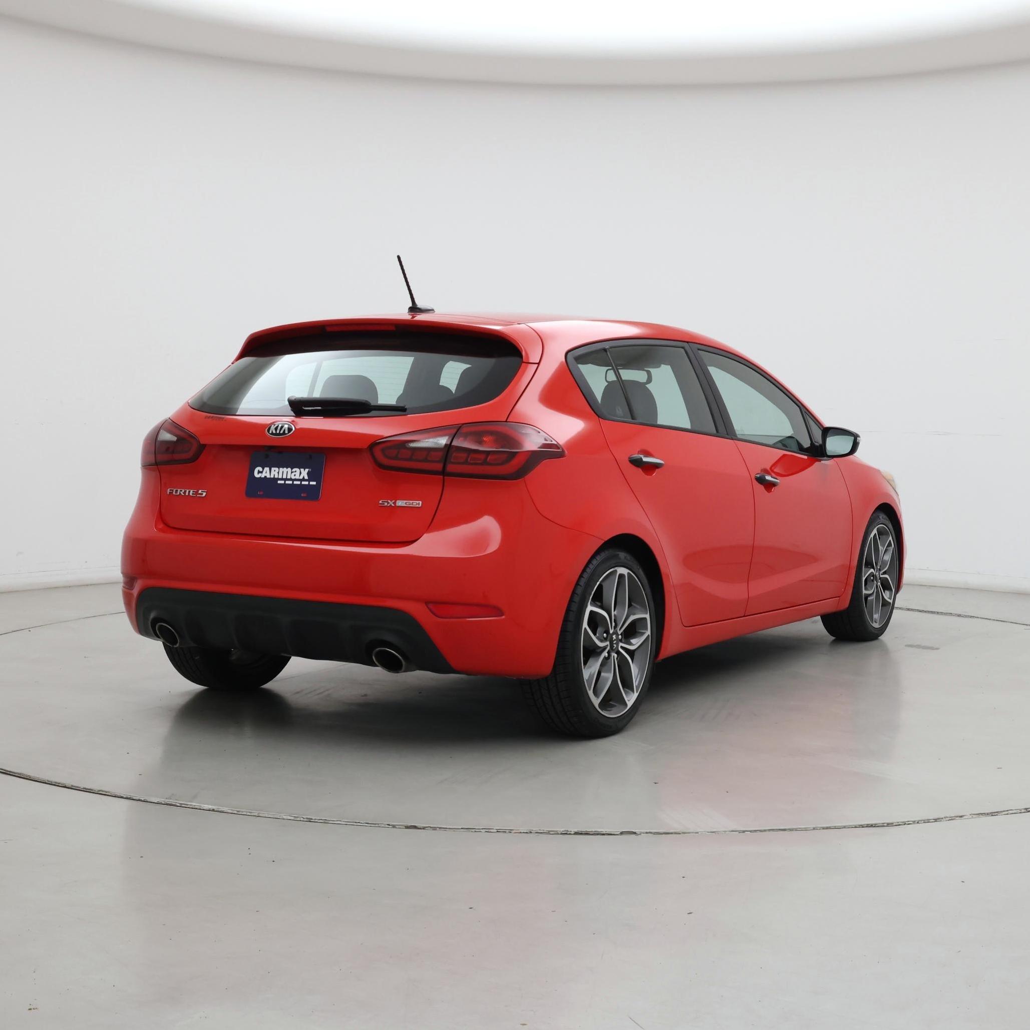 Thumbnail: 2015 Kia Forte - 8