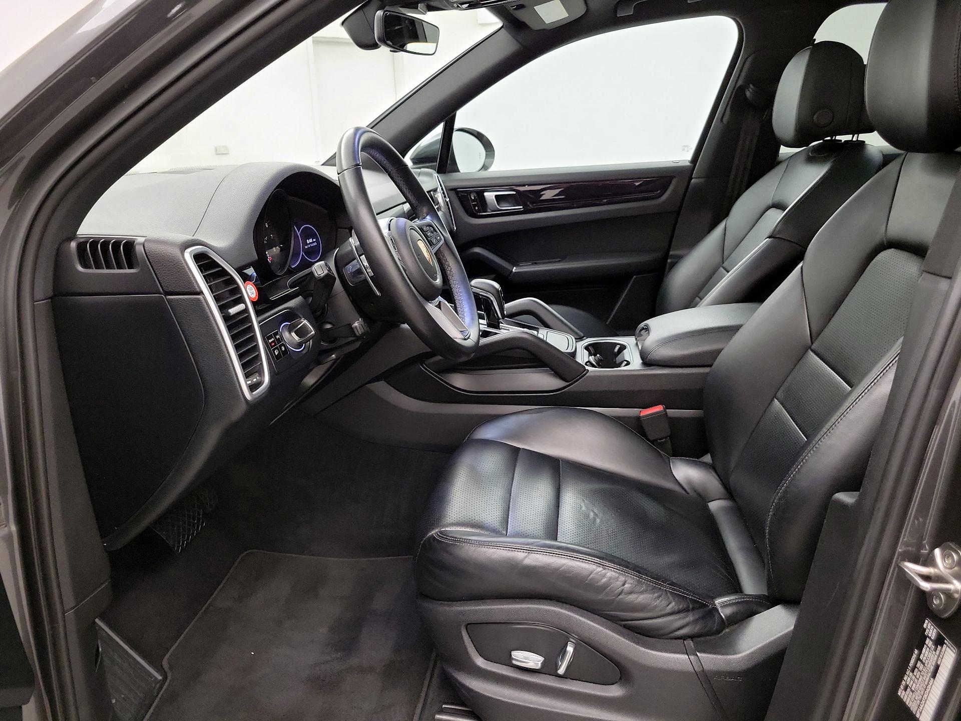 Thumbnail: 2019 Porsche Cayenne - 11