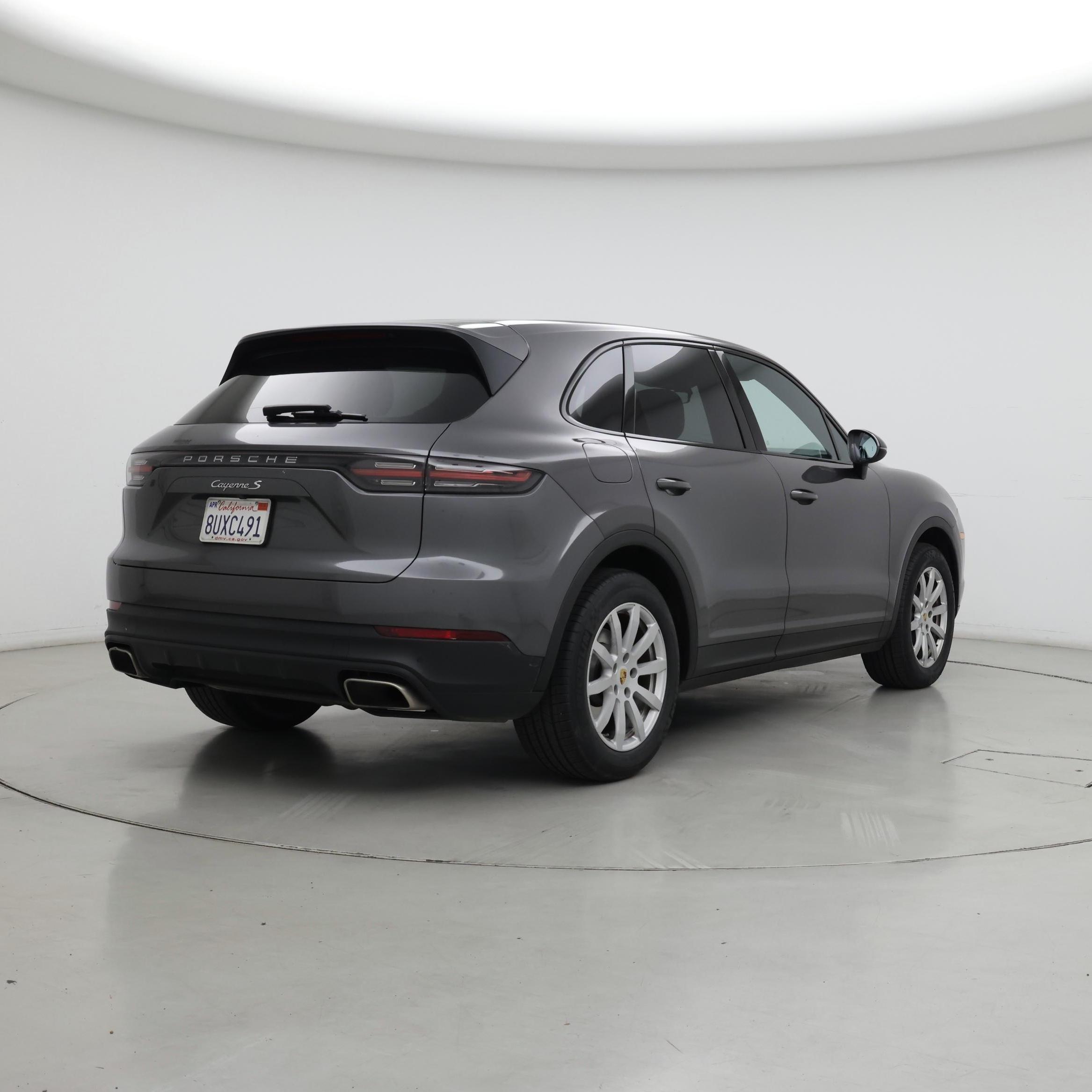 Thumbnail: 2019 Porsche Cayenne - 8