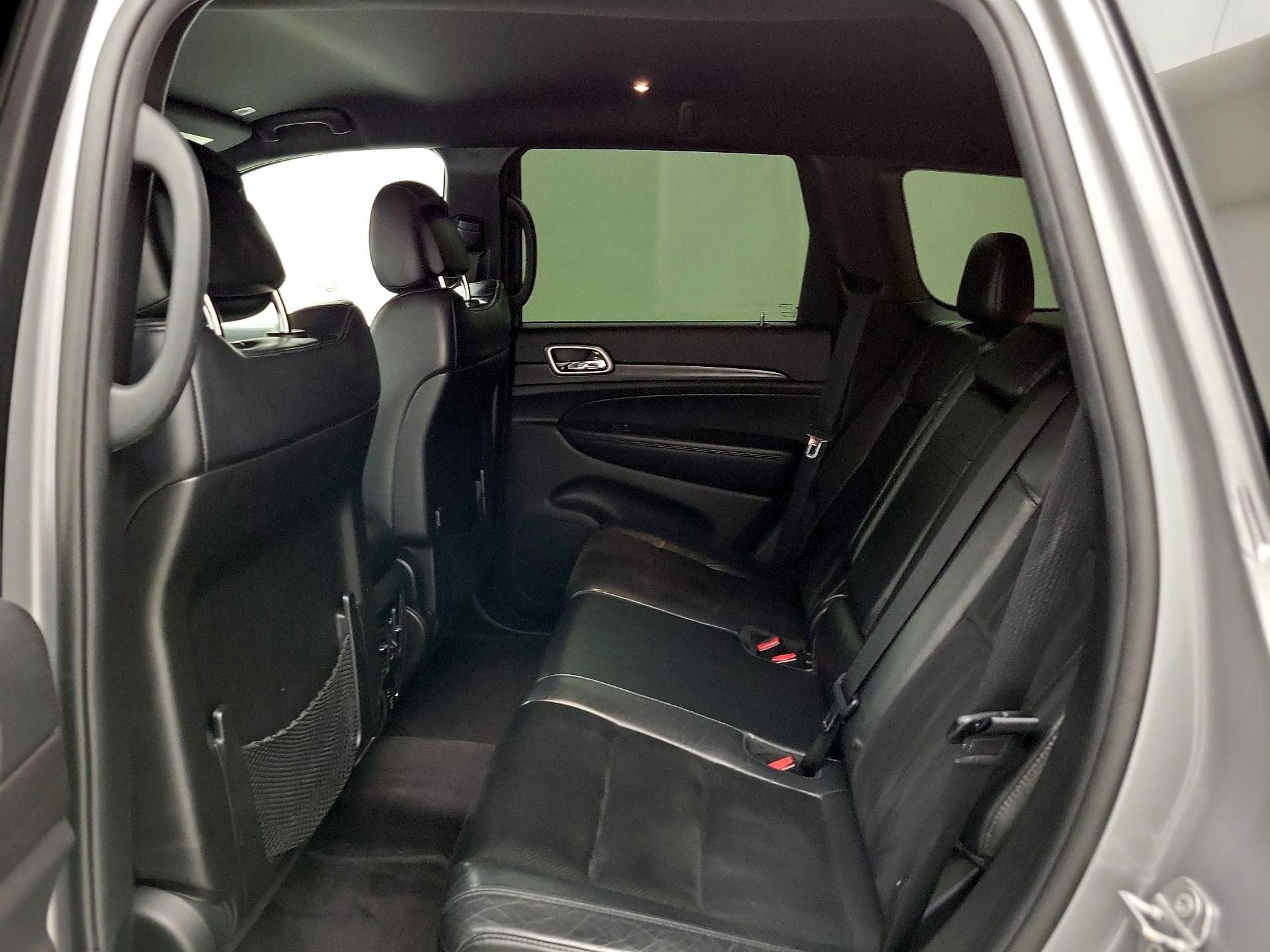 Thumbnail: 2018 Jeep Grand Cherokee - 20