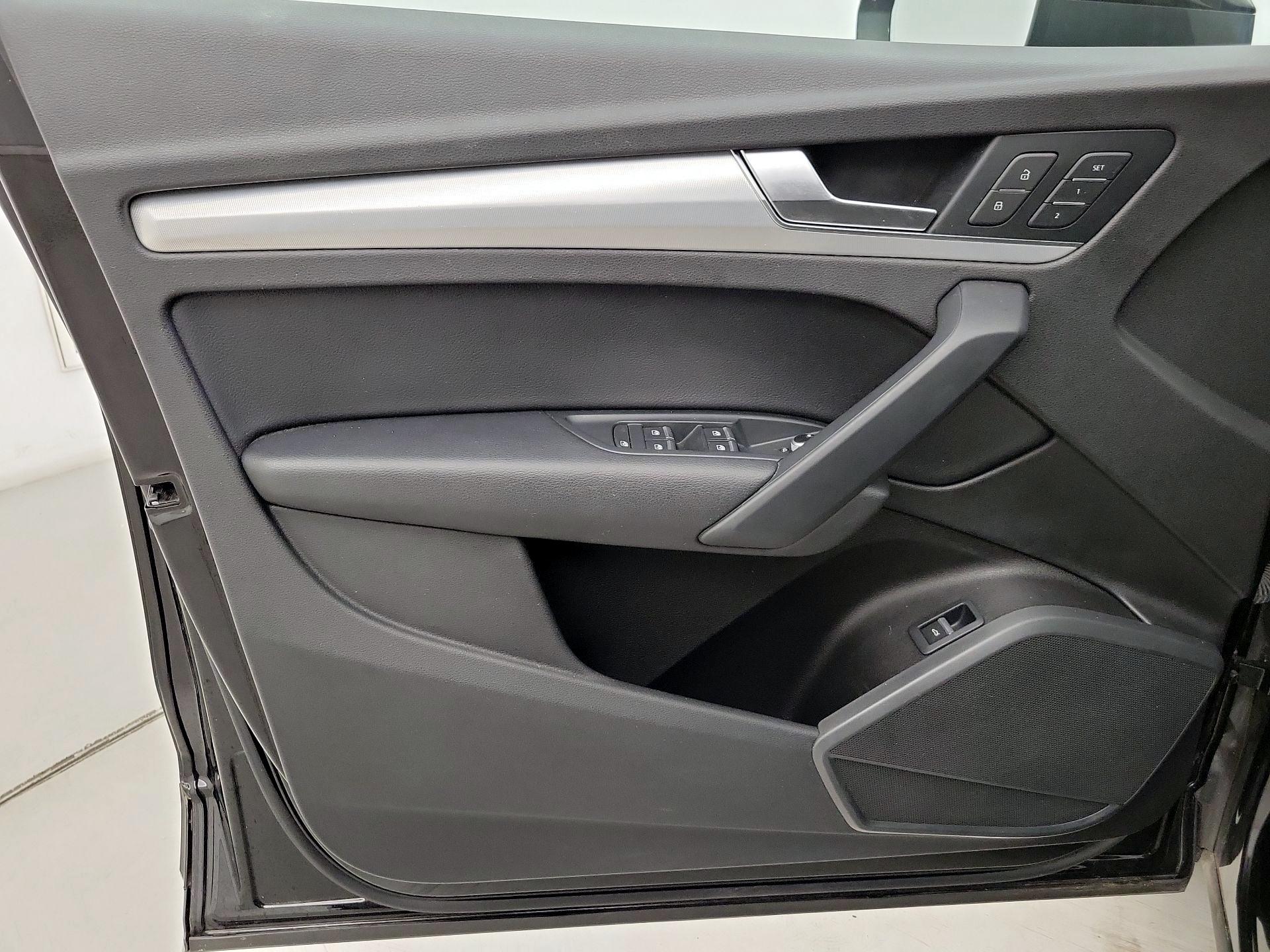 Thumbnail: 2018 Audi Q5 - 12