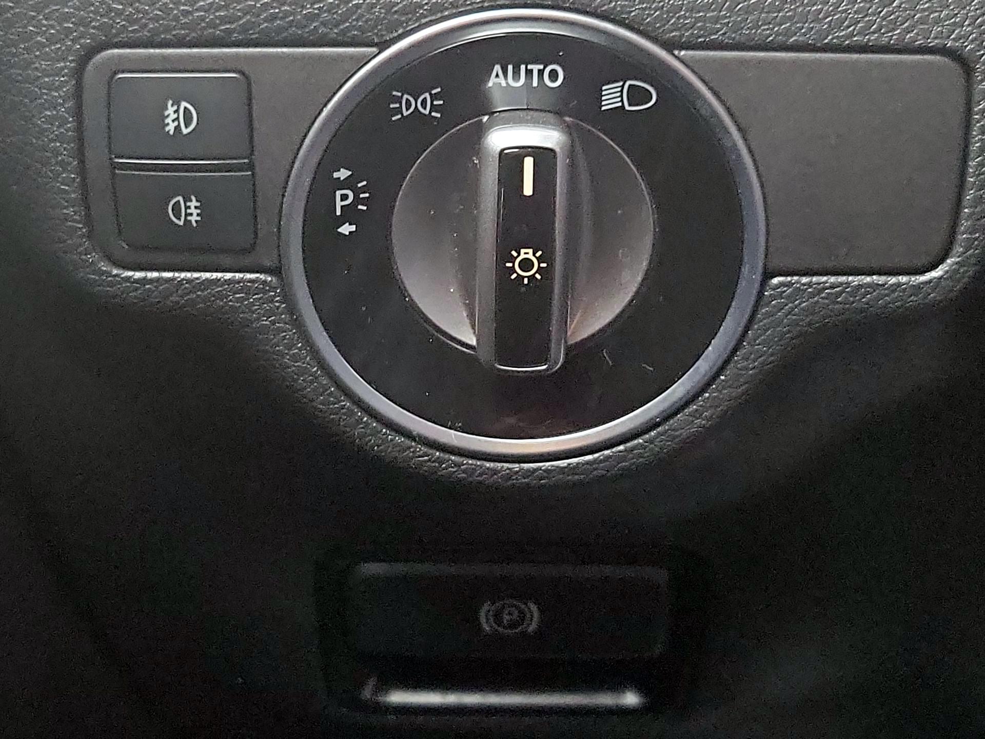 Thumbnail: 2019 Mercedes-Benz GLA - 13