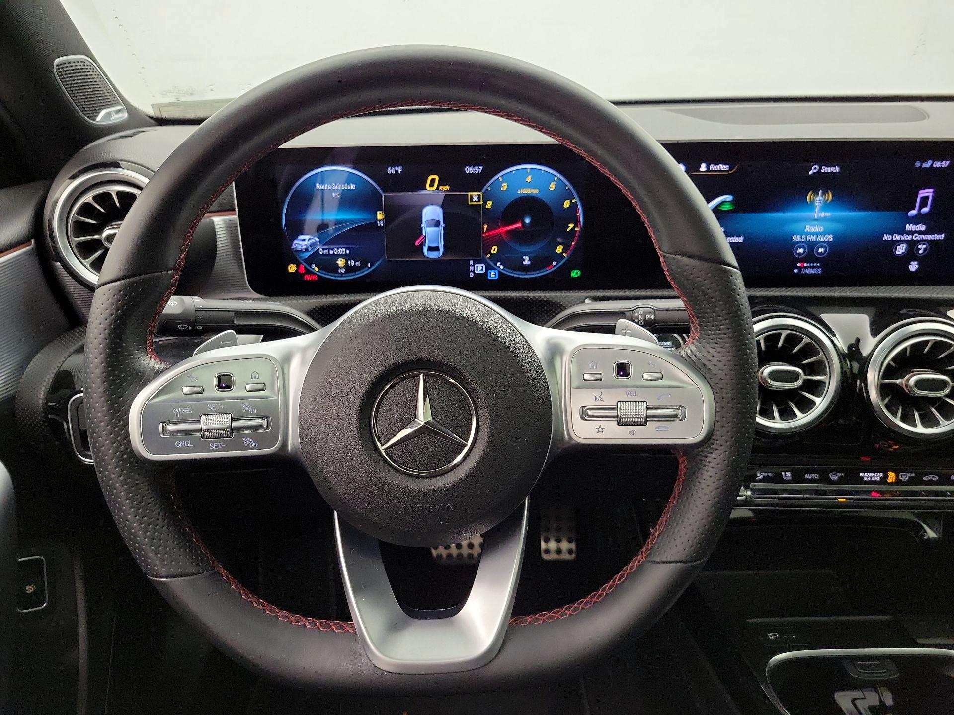 Thumbnail: 2020 Mercedes-Benz A-Class - 10
