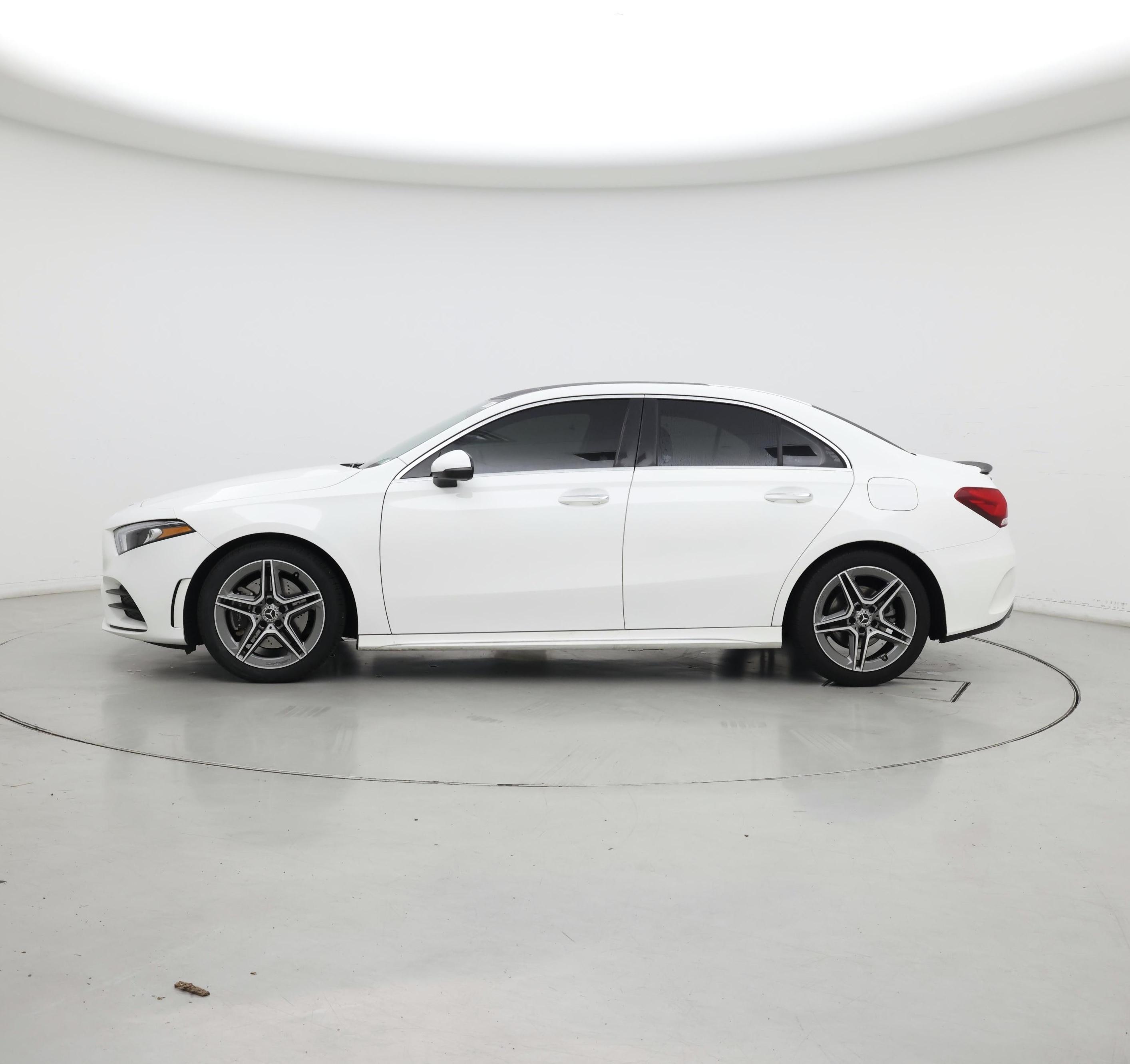 Thumbnail: 2020 Mercedes-Benz A-Class - 3