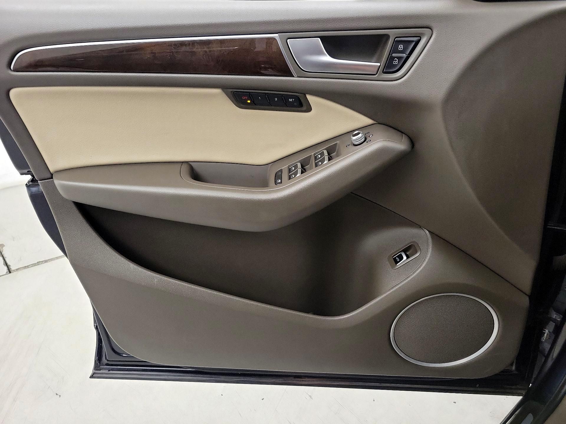 Thumbnail: 2015 Audi Q5 - 12