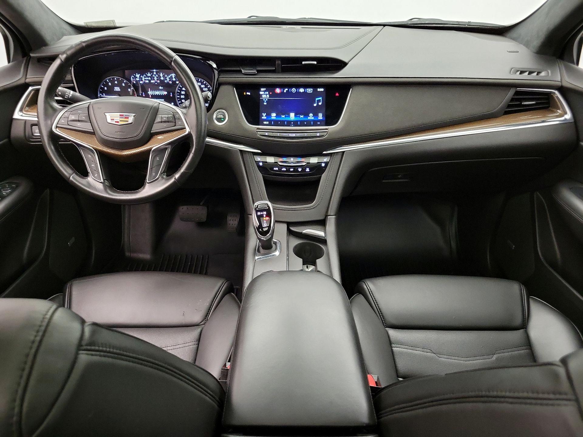 Thumbnail: 2018 Cadillac XT5 - 9