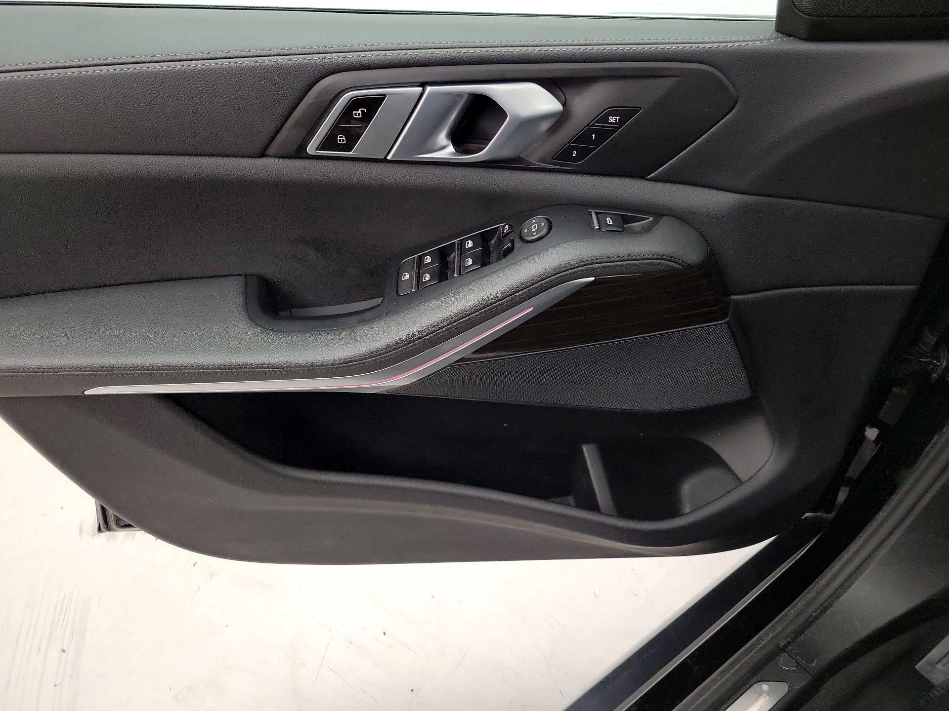 Thumbnail: 2020 BMW X5 - 12