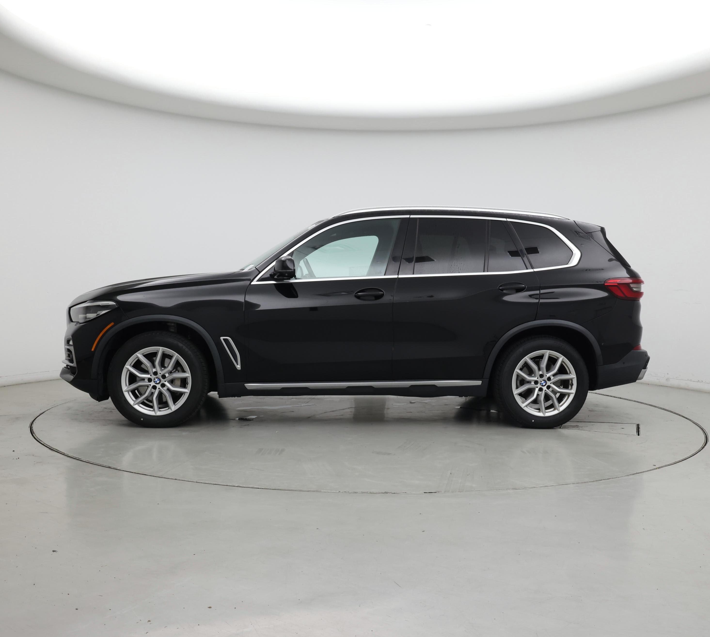 Thumbnail: 2020 BMW X5 - 3
