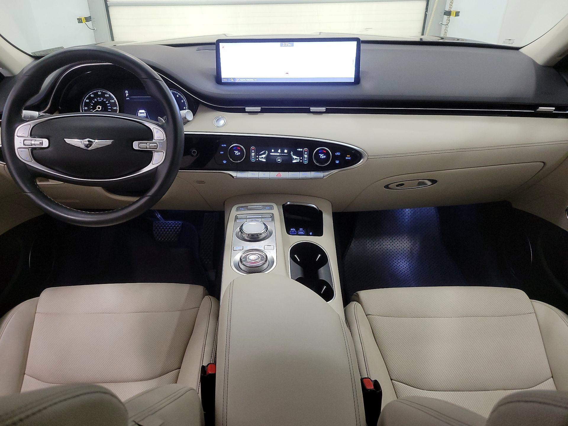 Thumbnail: 2022 Genesis GV70 - 9