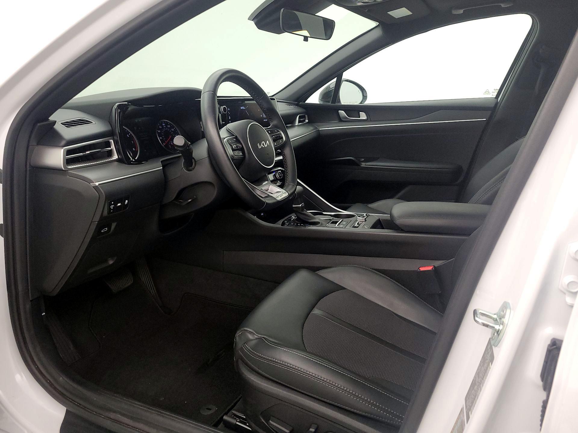 Thumbnail: 2024 Kia K5 - 11