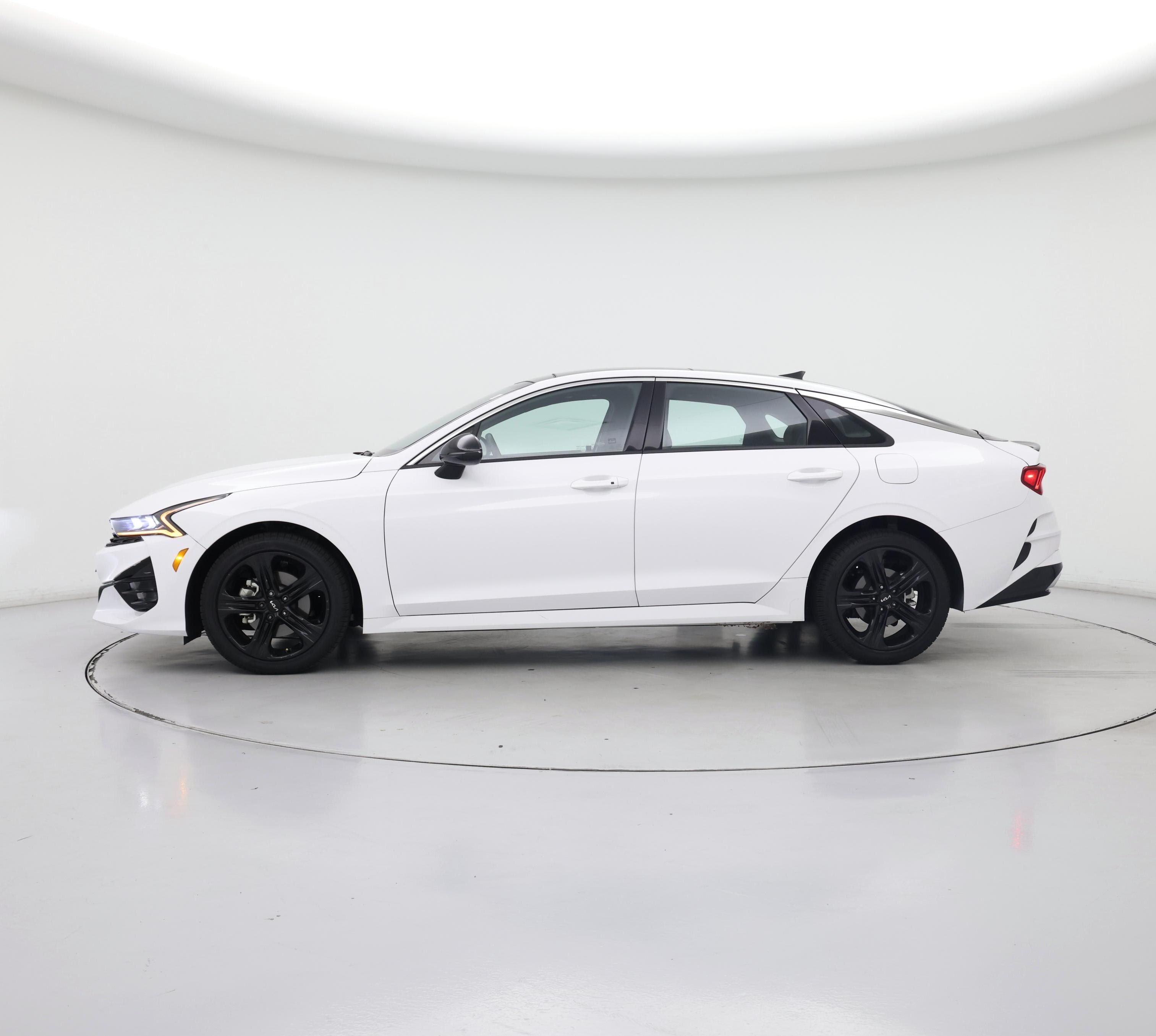 Thumbnail: 2024 Kia K5 - 3