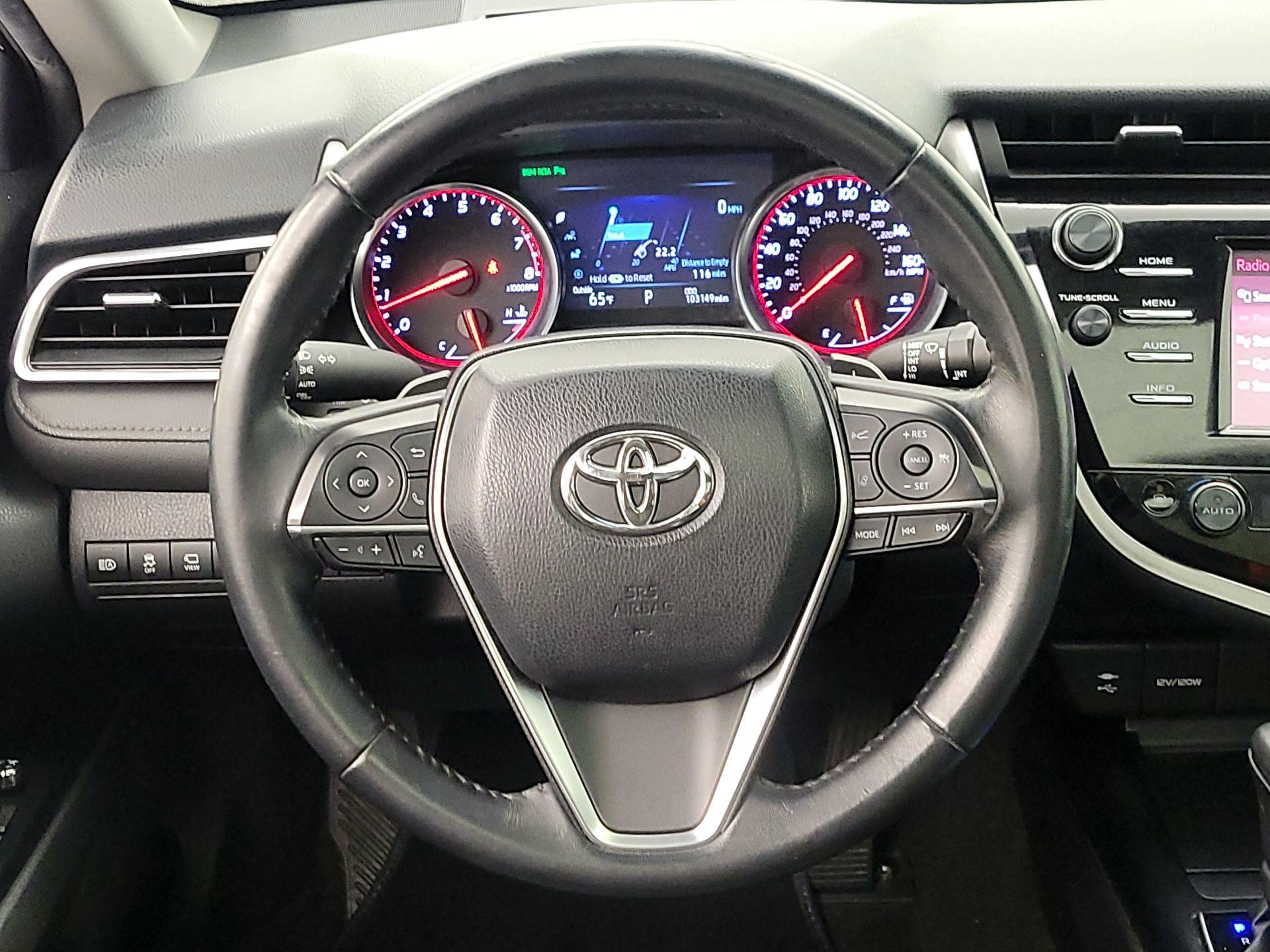 Thumbnail: 2018 Toyota Camry - 10