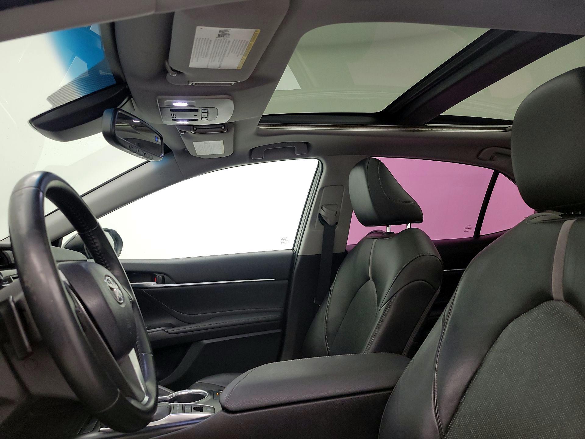 Thumbnail: 2018 Toyota Camry - 19
